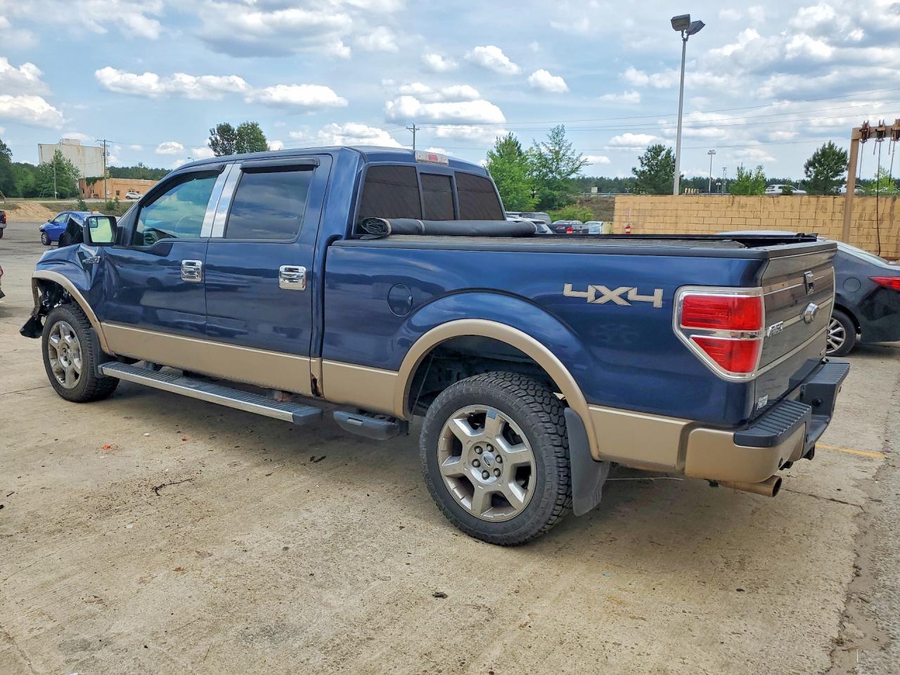 2013 Ford F150 4wd Two Tone vin: 1FTFW1EF3DFA23156