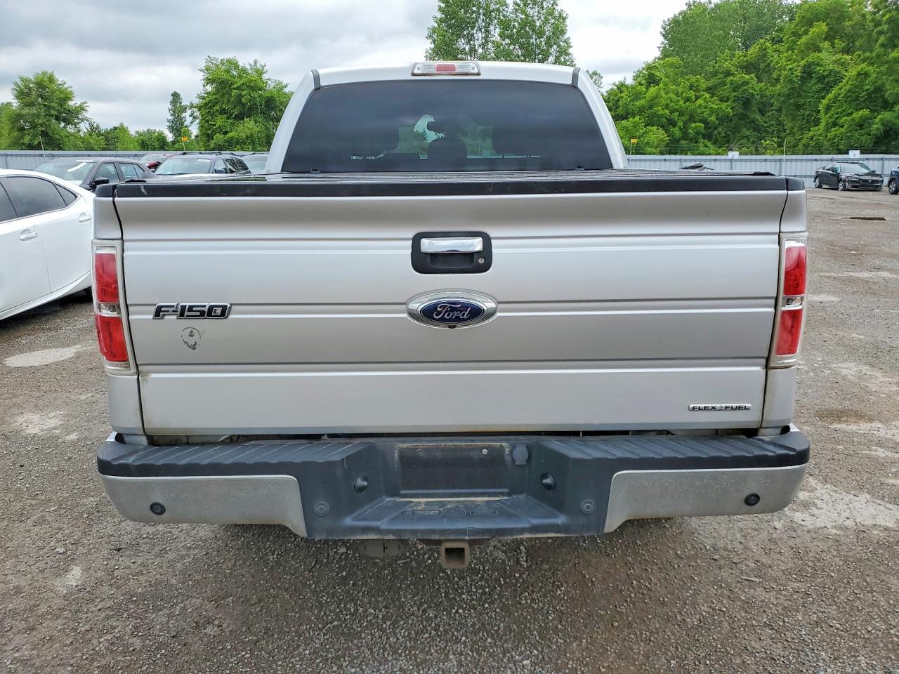 2013 Ford F150 Supercrew Серебряный vin: 1FTFW1EF3DFB24567