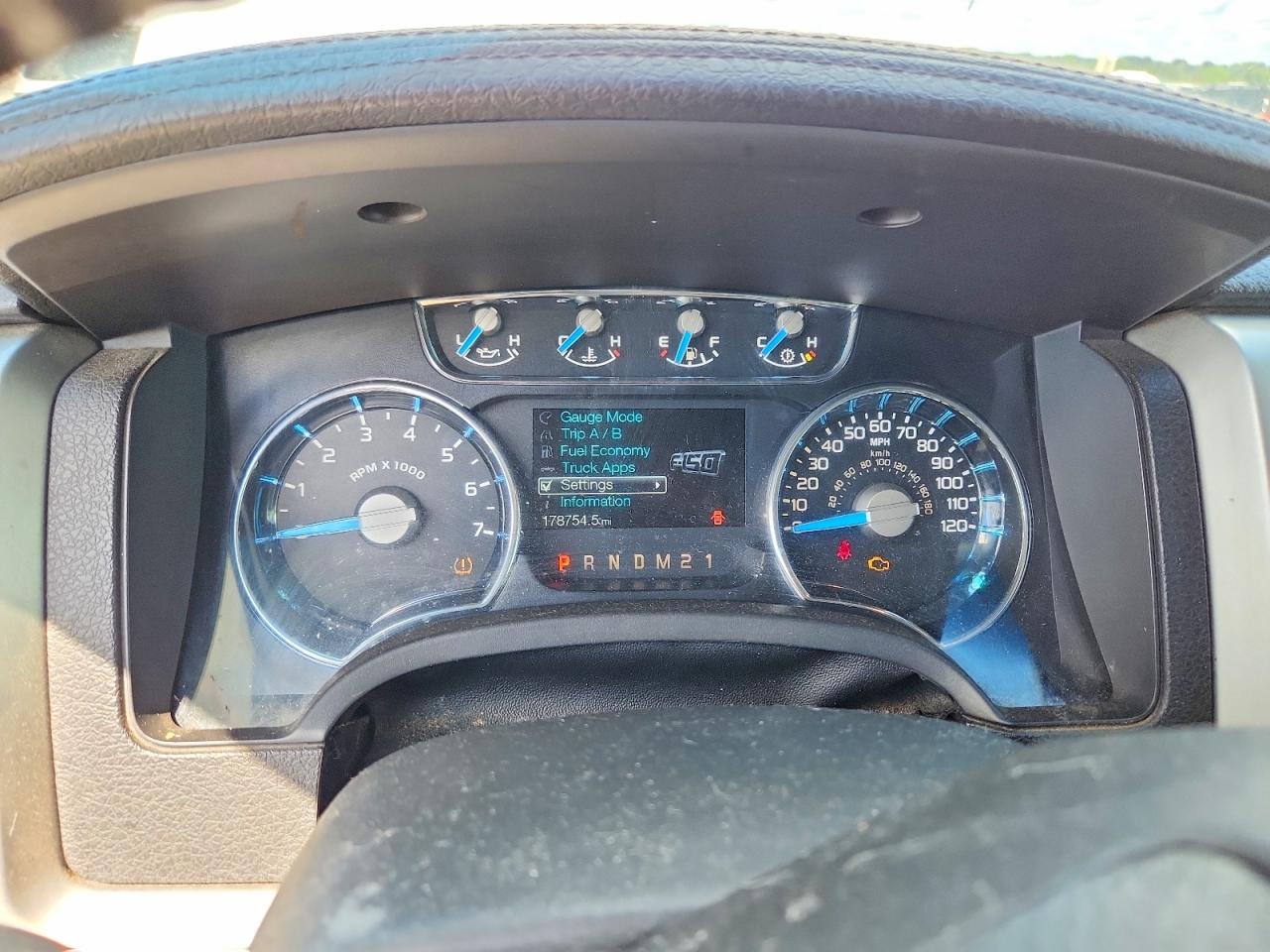 2013 Ford F150 Supercrew White vin: 1FTFW1EF3DFB55589