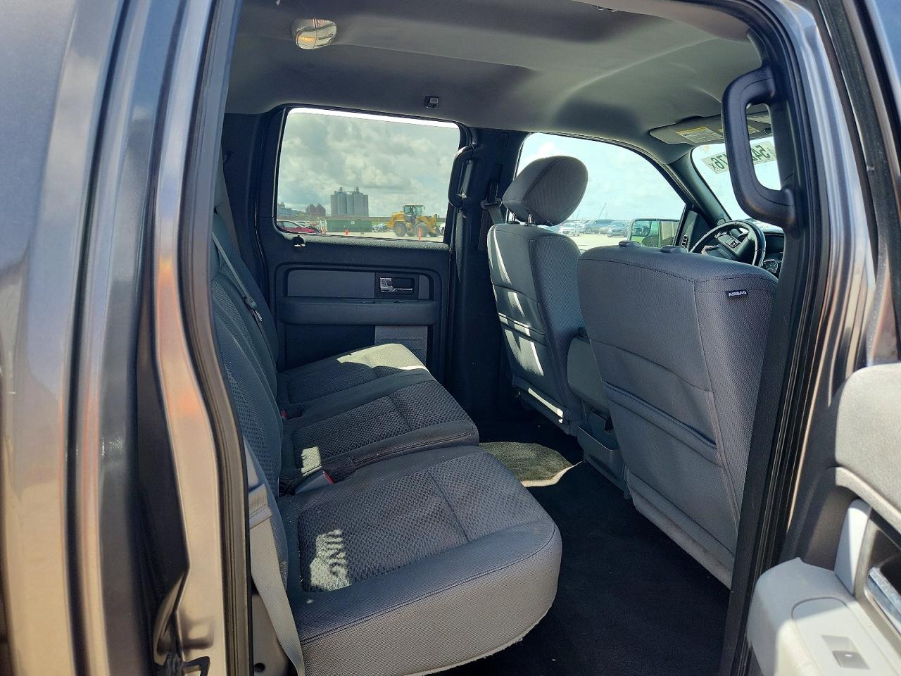 2013 Ford F150 Supercrew Gray vin: 1FTFW1EF3DFC09716