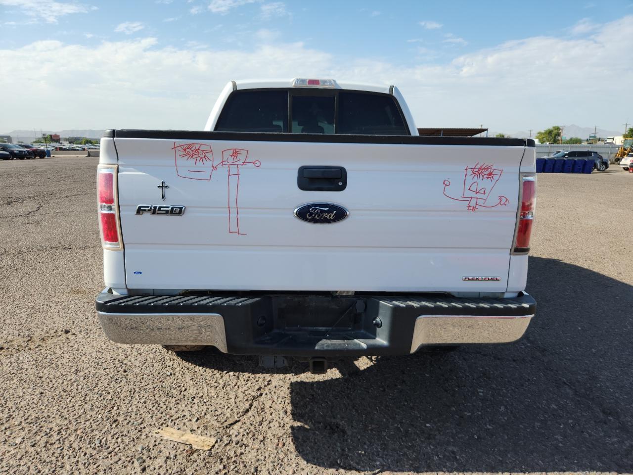 2013 Ford F150 Supercrew White vin: 1FTFW1EF3DFE07101 Damage: Lift Gate, Multiple Scratches Heavy, 10 Or More