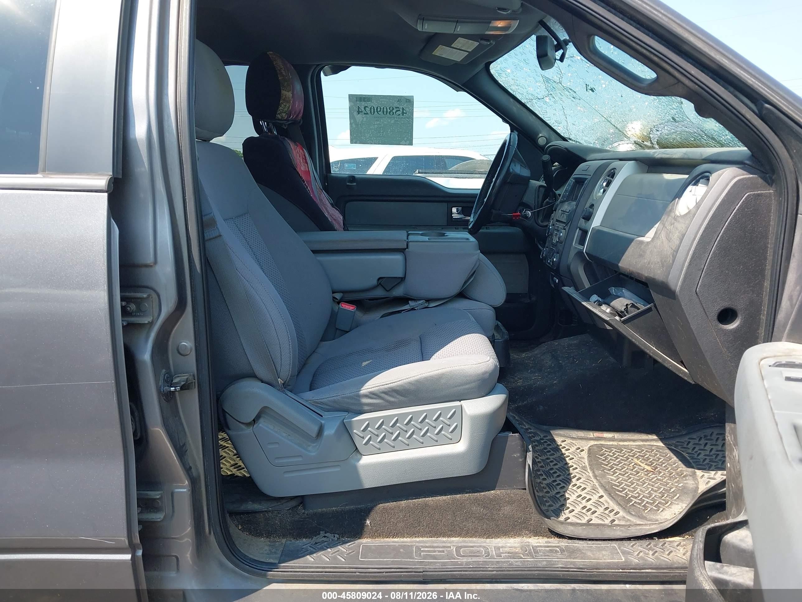 2013 Ford F-150 Xlt Silver vin: 1FTFW1EF3DKG27703