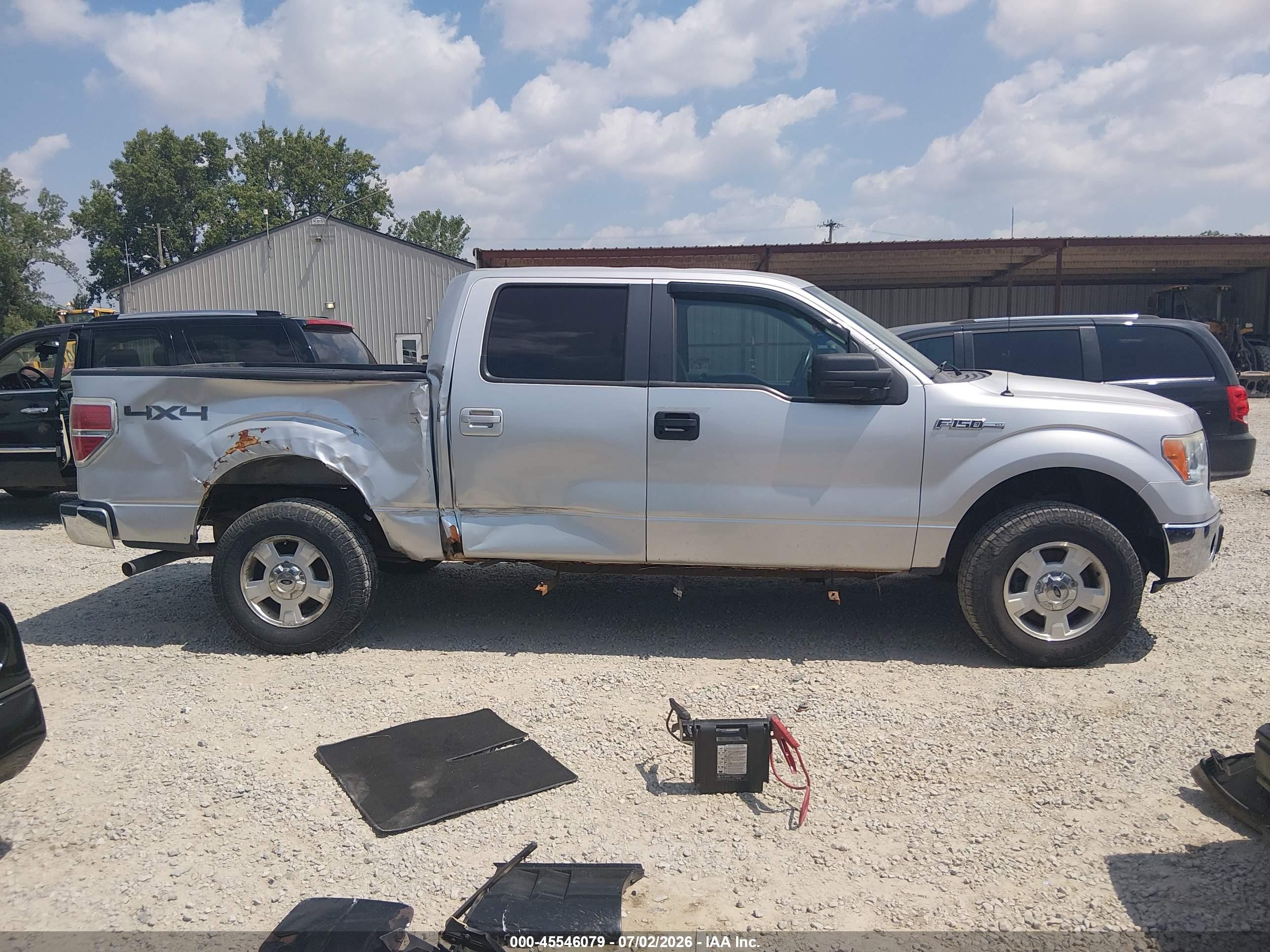2014 Ford F-150 Xlt Silver vin: 1FTFW1EF3EFA17732