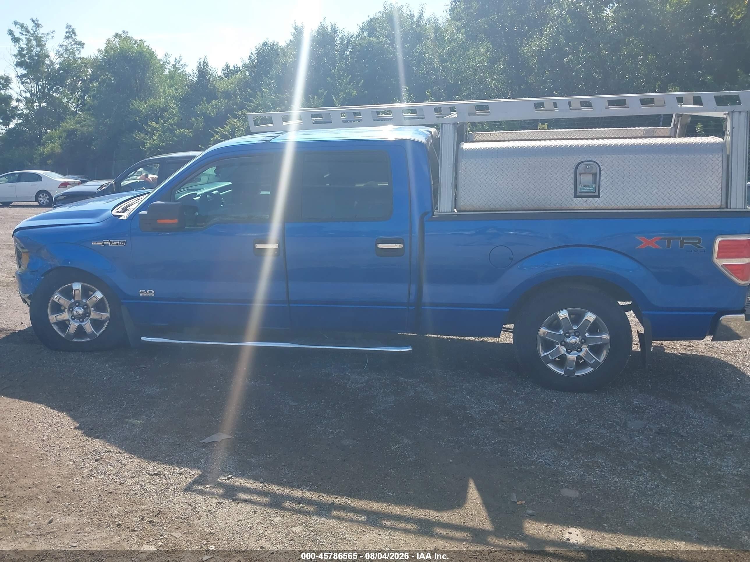 2014 Ford F-150 Xlt Синий vin: 1FTFW1EF3EFA95962