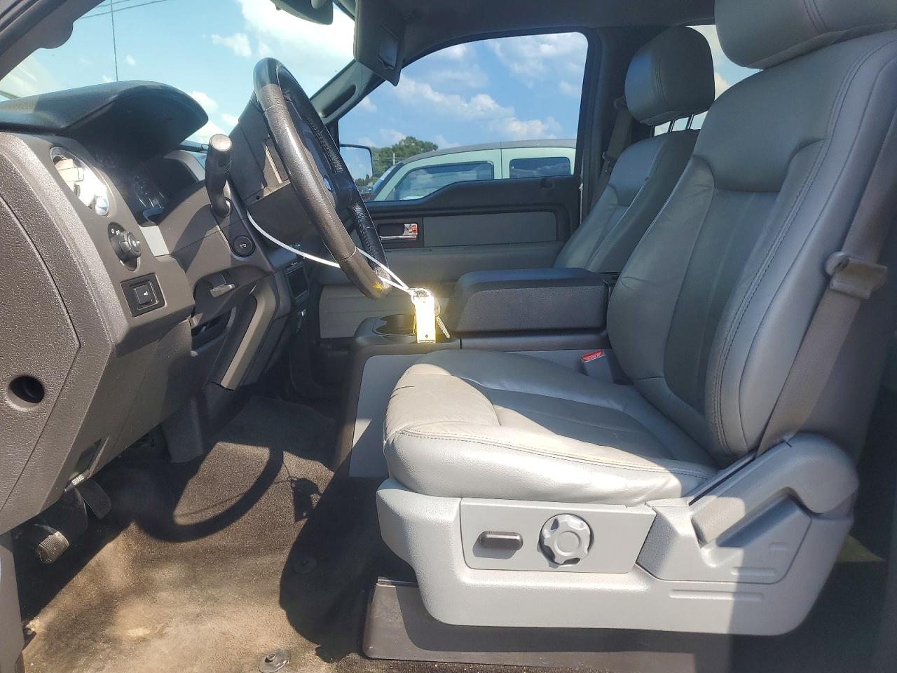 2014 Ford F150 Supercrew Silver vin: 1FTFW1EF3EFB67064