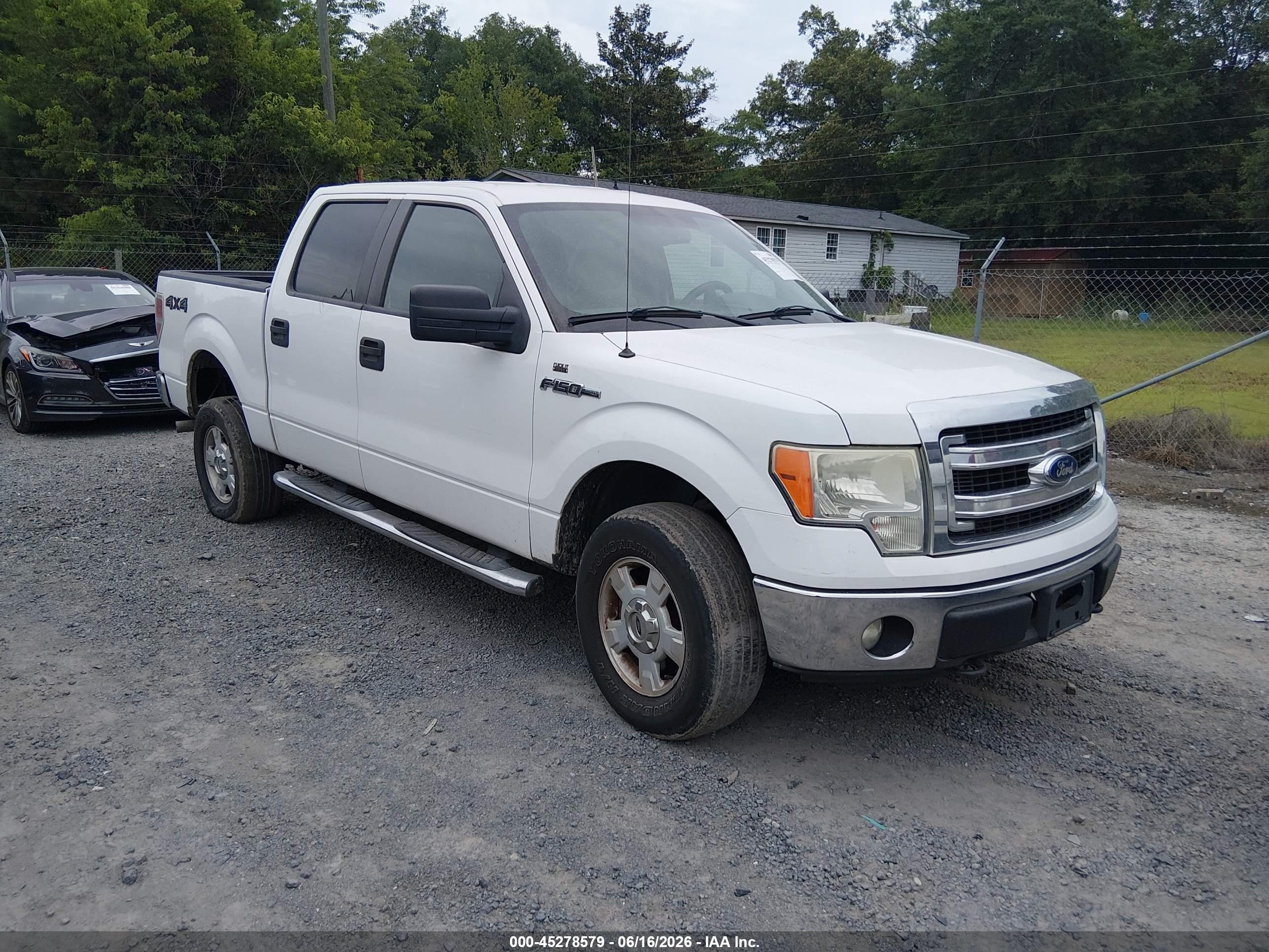 2014 Ford F-150 Xlt White vin: 1FTFW1EF3EFC29711