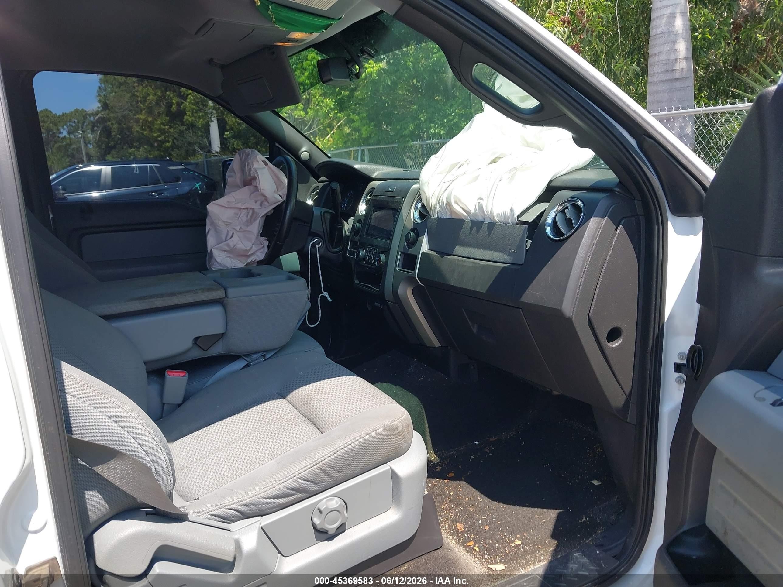 2014 Ford F-150 Xlt White vin: 1FTFW1EF3EFC62918