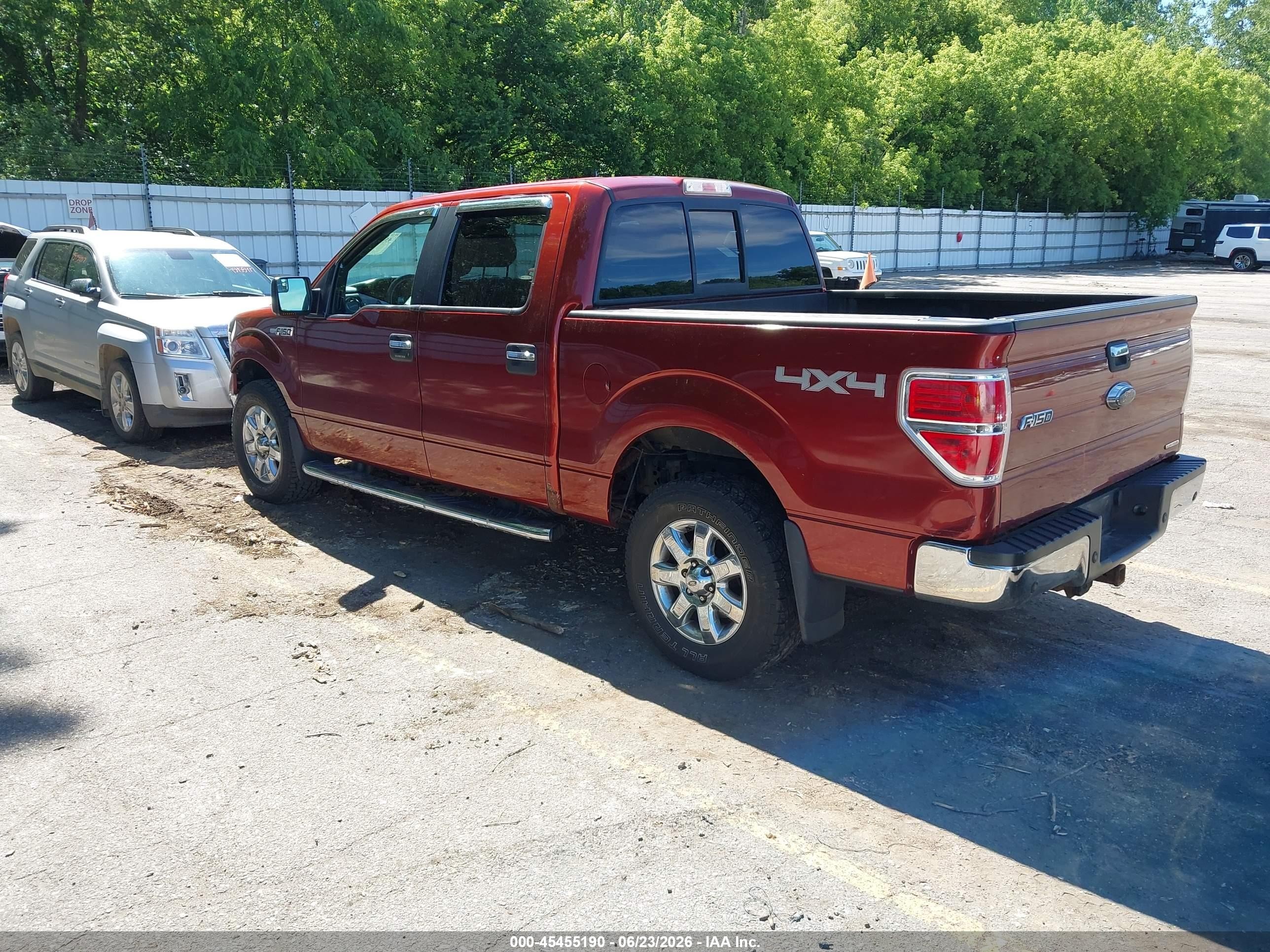 2014 Ford F-150 Xlt Red vin: 1FTFW1EF3EKD90325