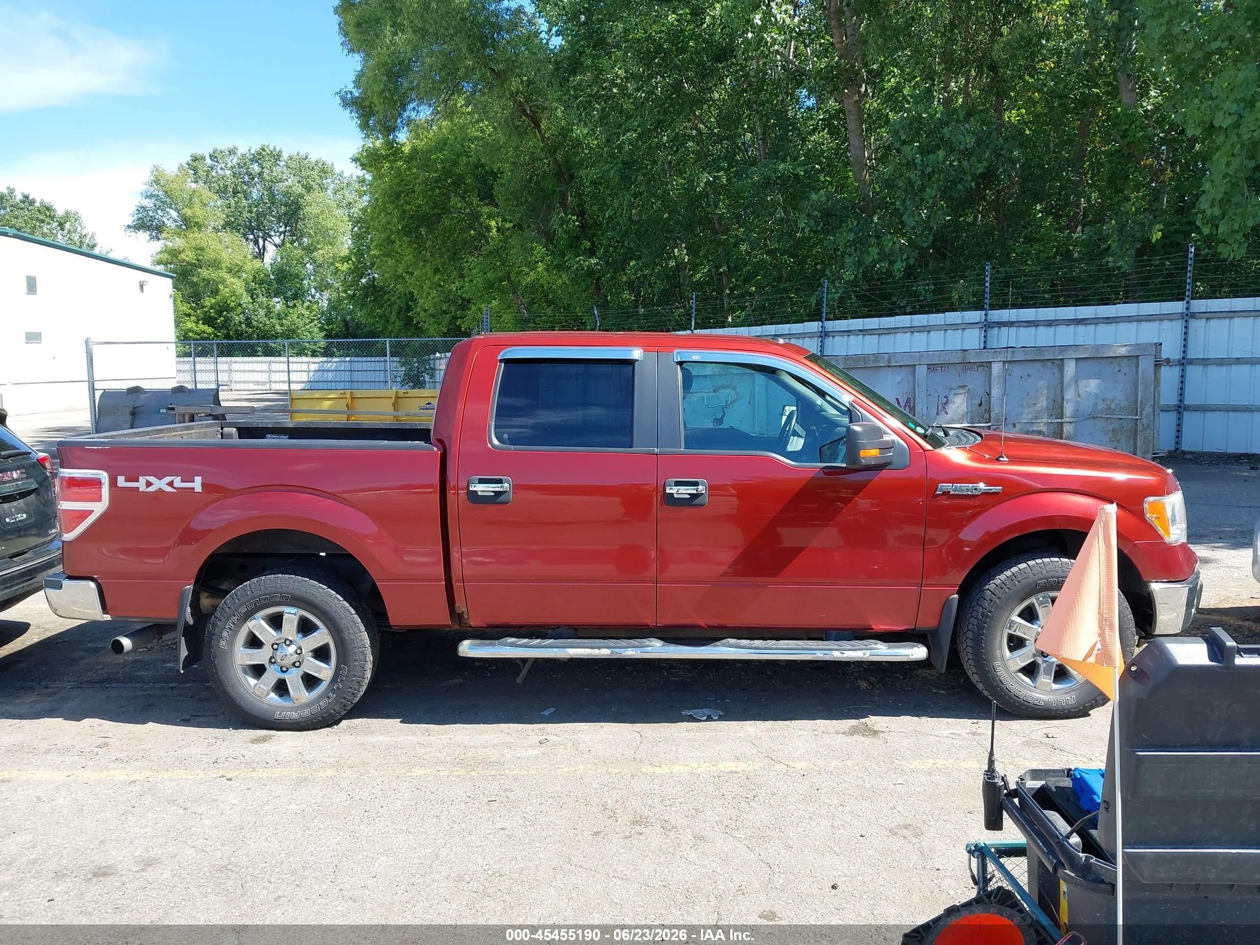 2014 Ford F-150 Xlt Red vin: 1FTFW1EF3EKD90325