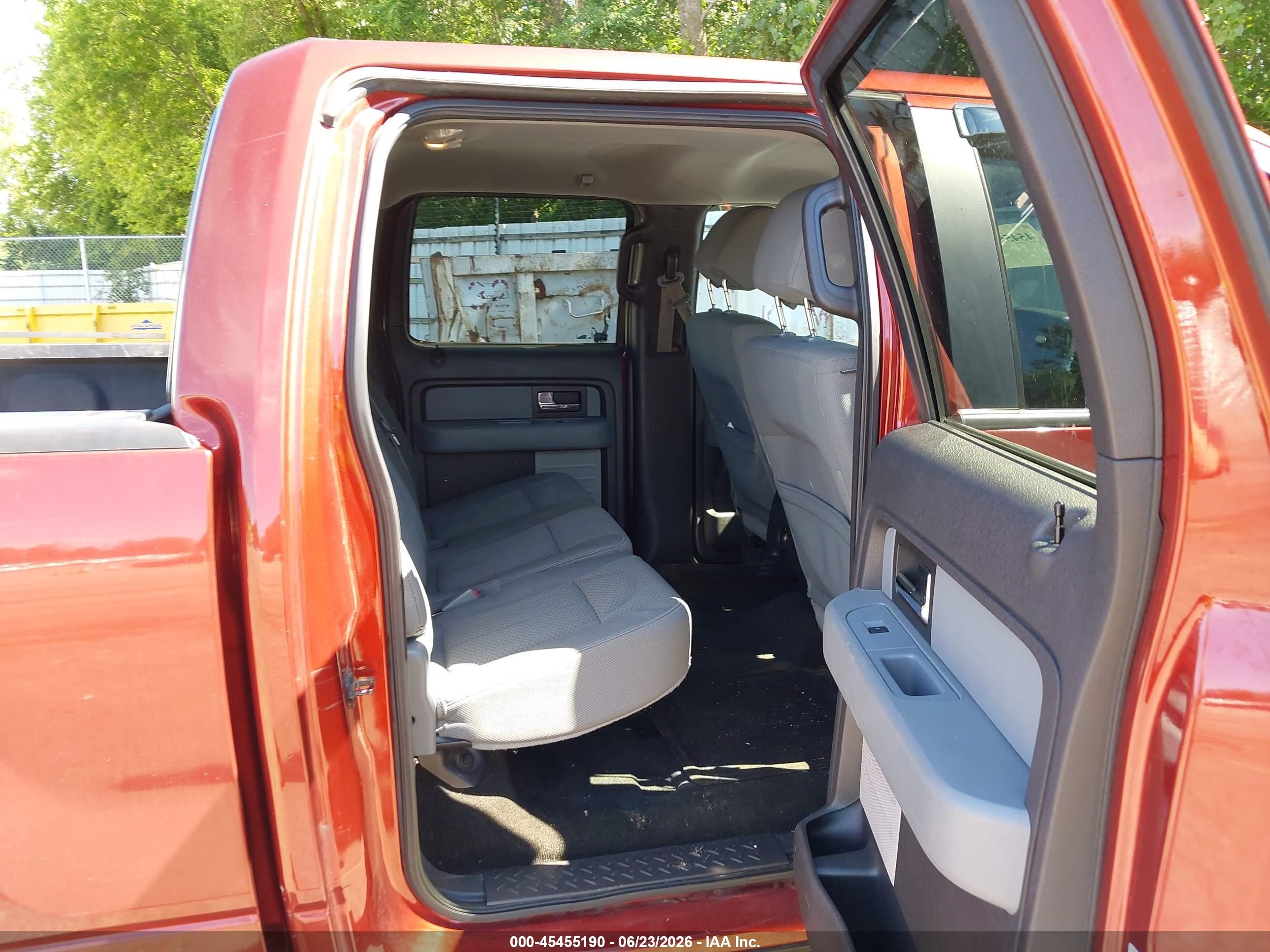2014 Ford F-150 Xlt Red vin: 1FTFW1EF3EKD90325