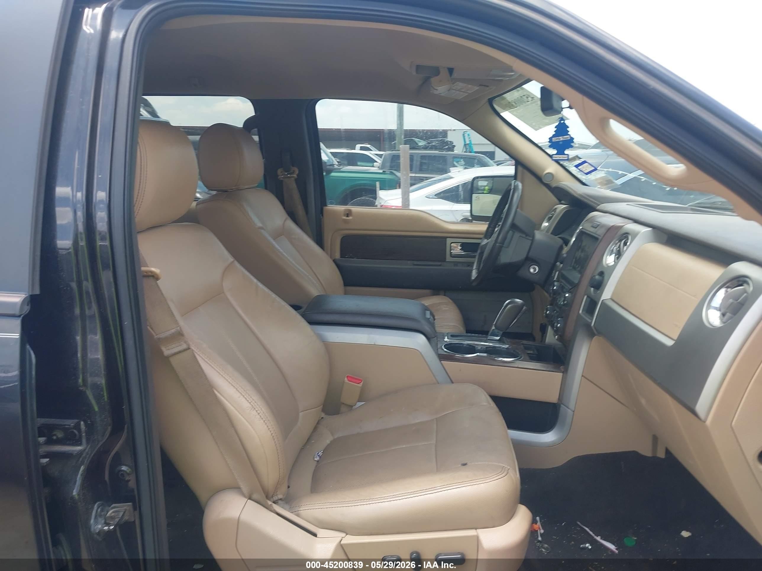 2014 Ford F-150 Lariat Black vin: 1FTFW1EF3EKD99526