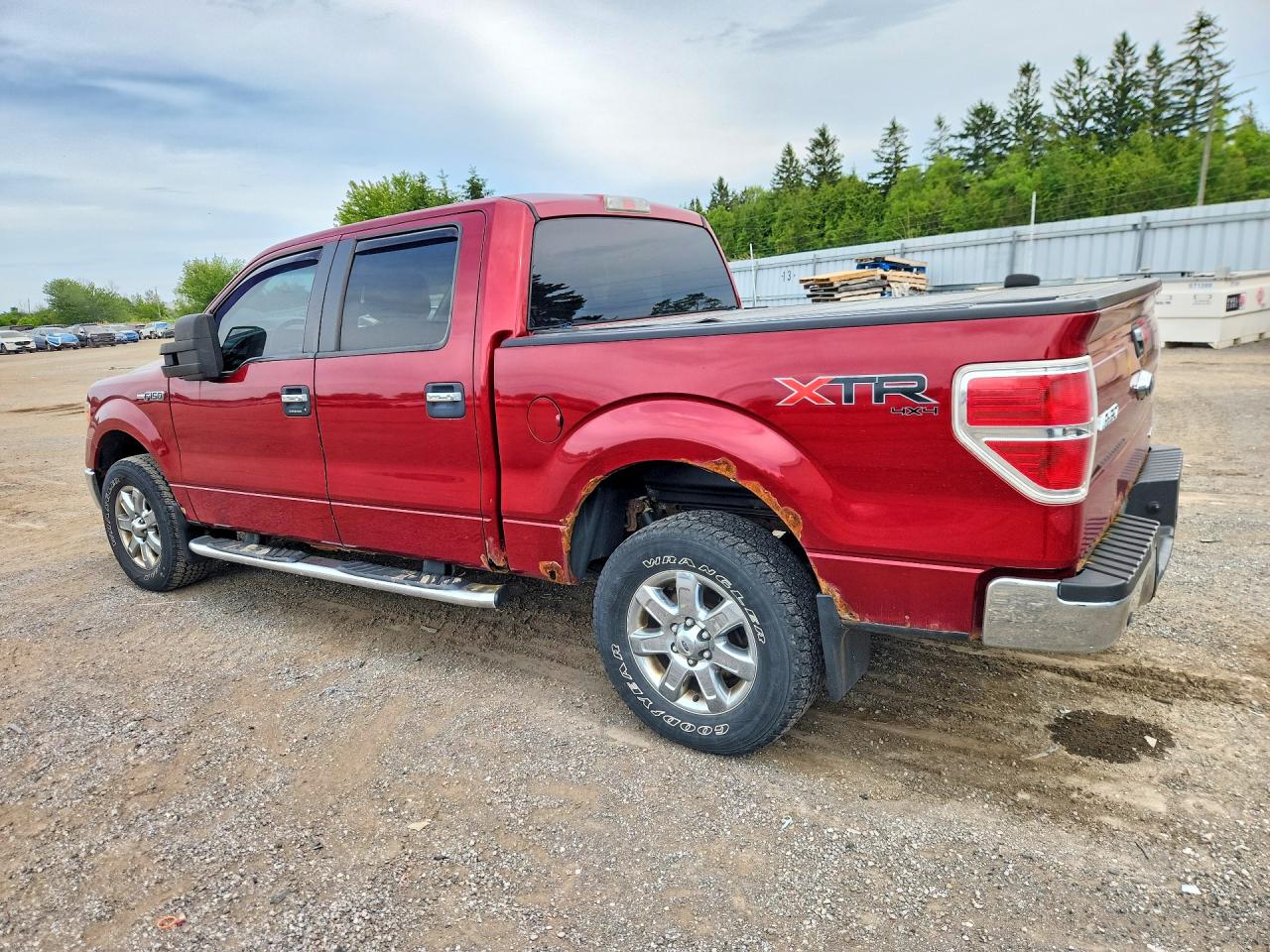 2014 Ford F150 Supercrew Red vin: 1FTFW1EF3EKF97524