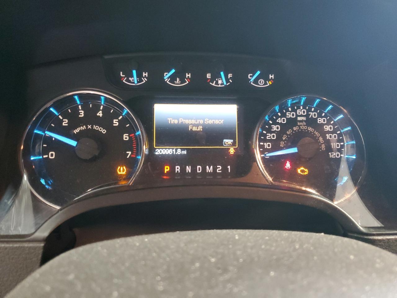 2011 Ford F150 Supercrew Gray vin: 1FTFW1EF4BFA70967 Damage: Warning Light - Engine, On, Unacceptable