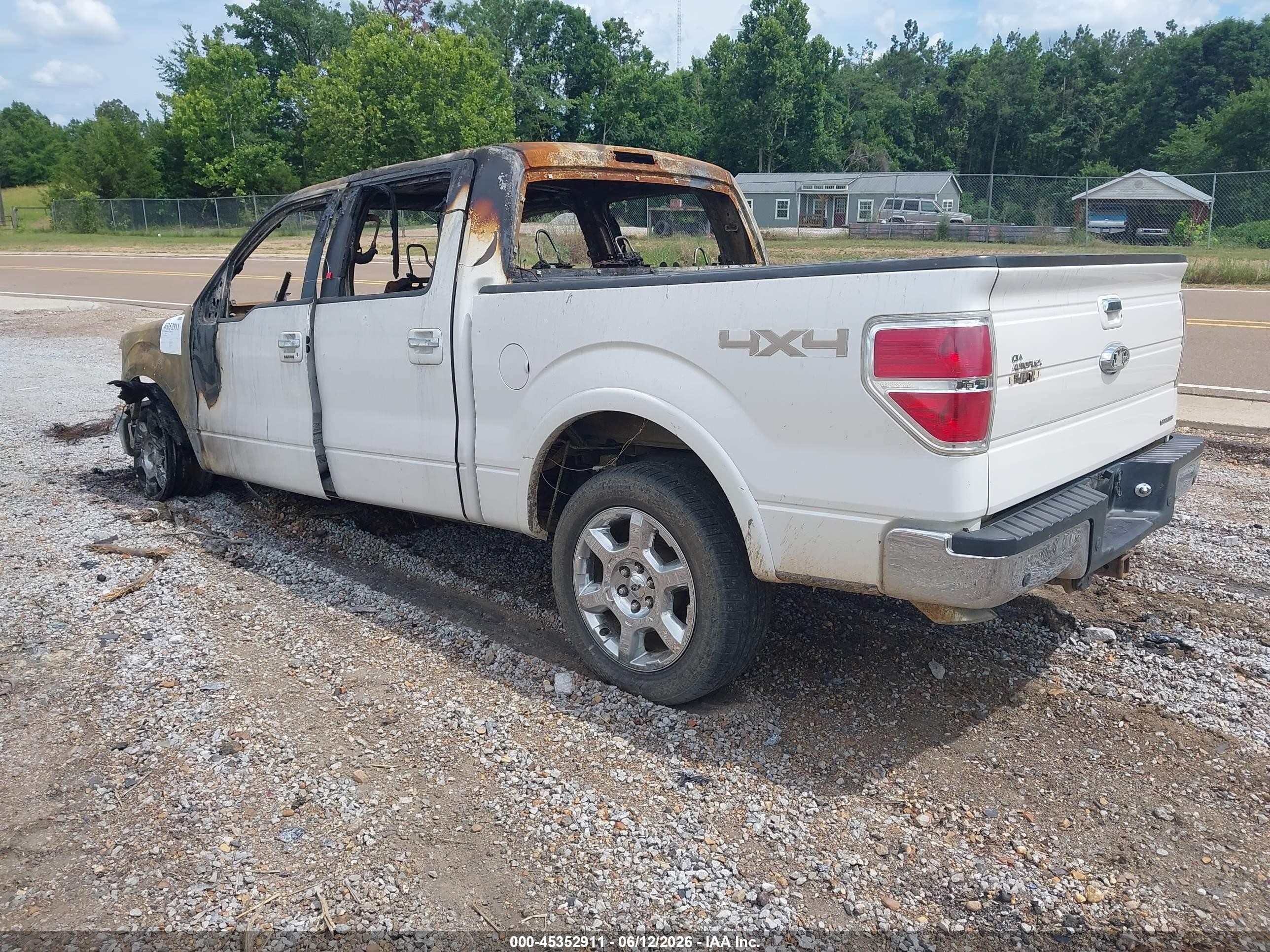 2011 Ford F-150 Lariat White vin: 1FTFW1EF4BFD36634