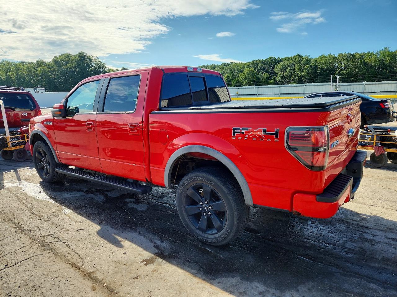2011 Ford F150 Supercrew Red vin: 1FTFW1EF4BKD01101