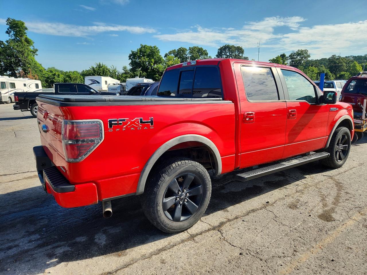 2011 Ford F150 Supercrew Red vin: 1FTFW1EF4BKD01101