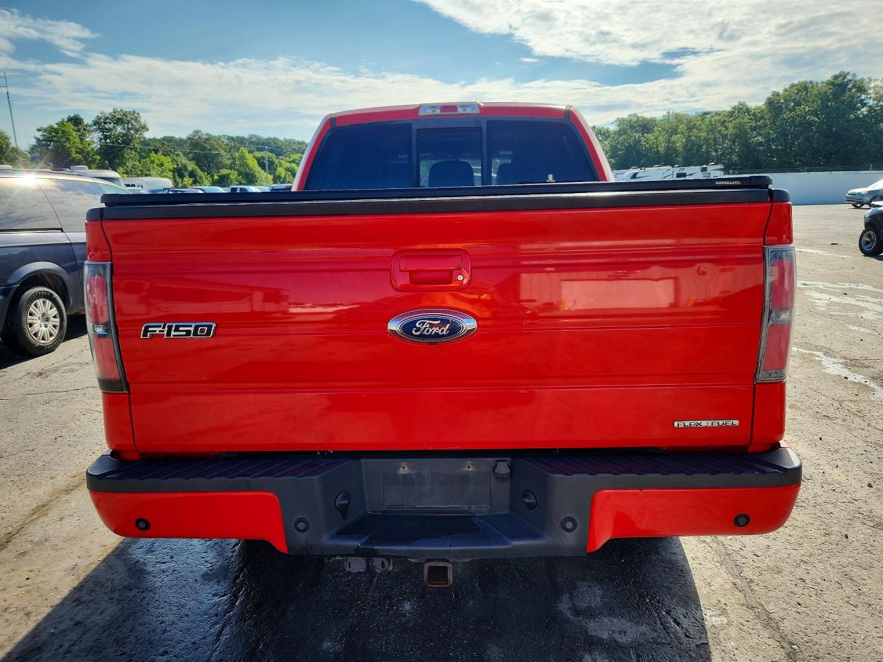 2011 Ford F150 Supercrew Red vin: 1FTFW1EF4BKD01101