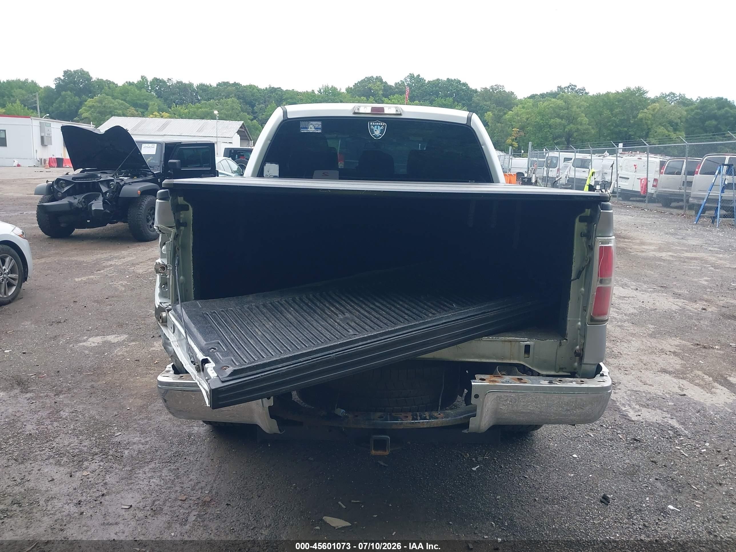2012 Ford F-150 Xlt Silver vin: 1FTFW1EF4CKD11192