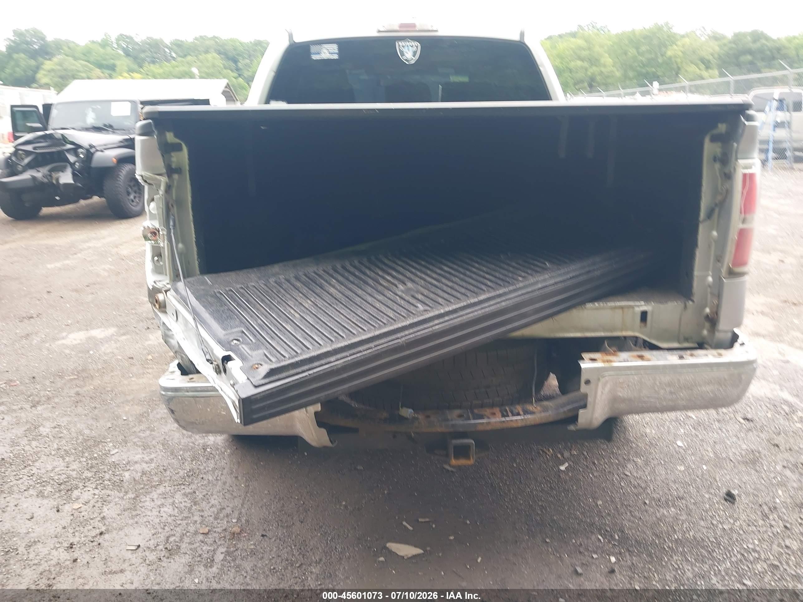 2012 Ford F-150 Xlt Silver vin: 1FTFW1EF4CKD11192