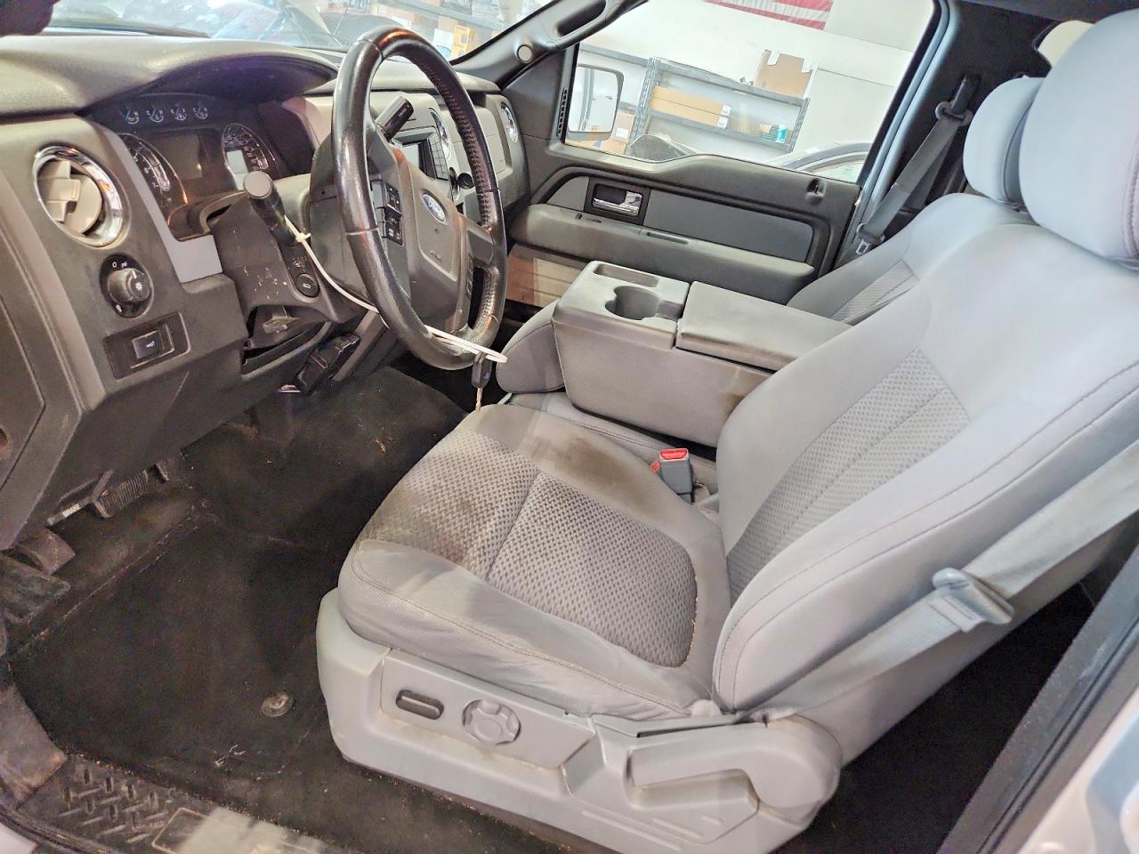 2013 Ford F150 Supercrew Silver vin: 1FTFW1EF4DFB30216