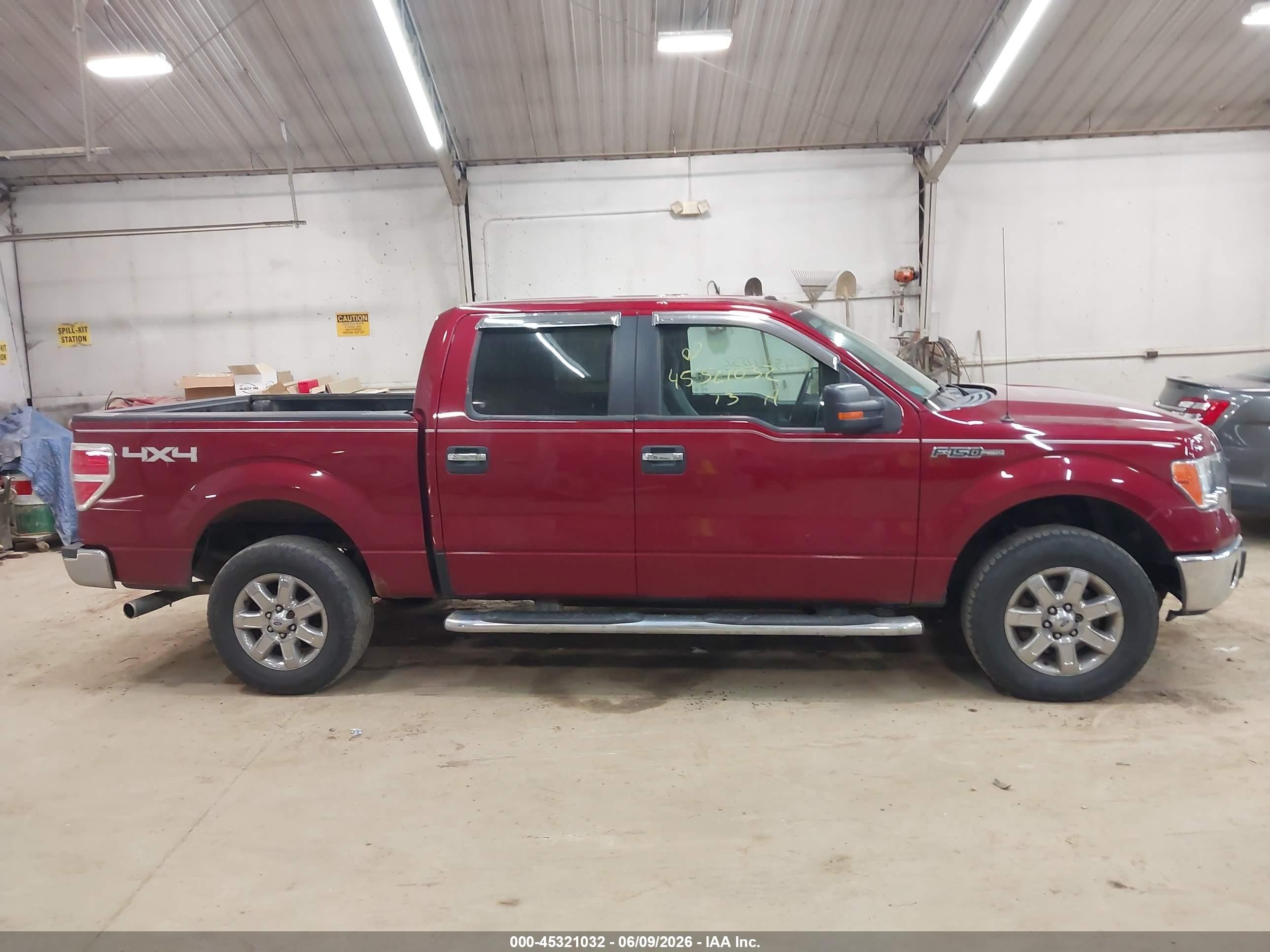 2013 Ford F-150 Xlt Burgundy vin: 1FTFW1EF4DFD09467