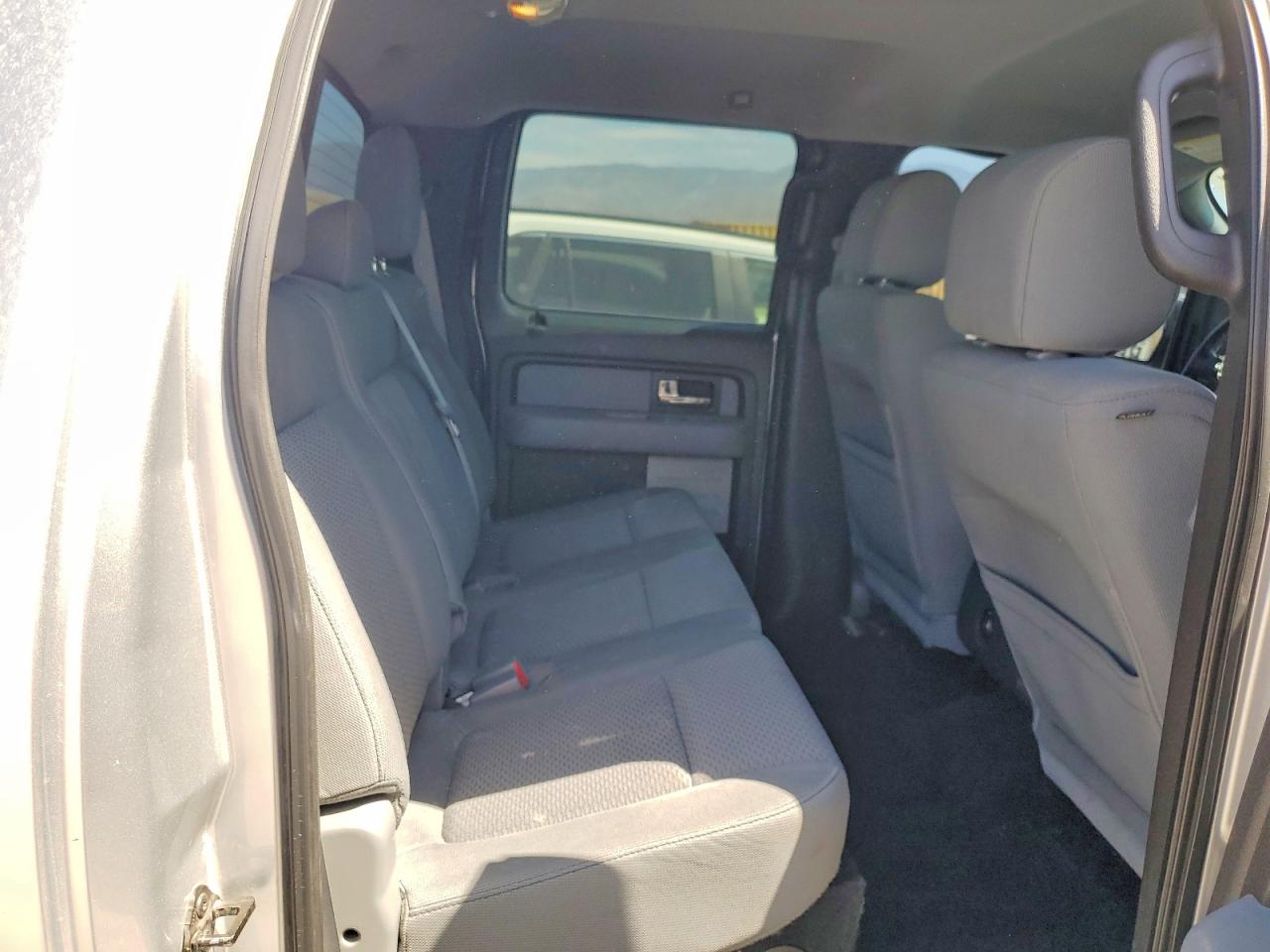 2013 Ford F150 Supercrew Silver vin: 1FTFW1EF4DKE28773