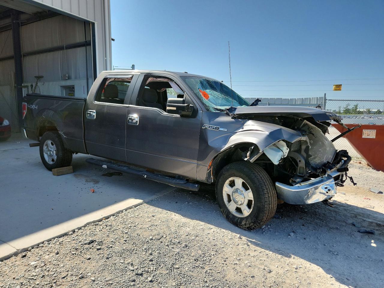 2013 Ford F150 Supercrew Gray vin: 1FTFW1EF4DKE73888