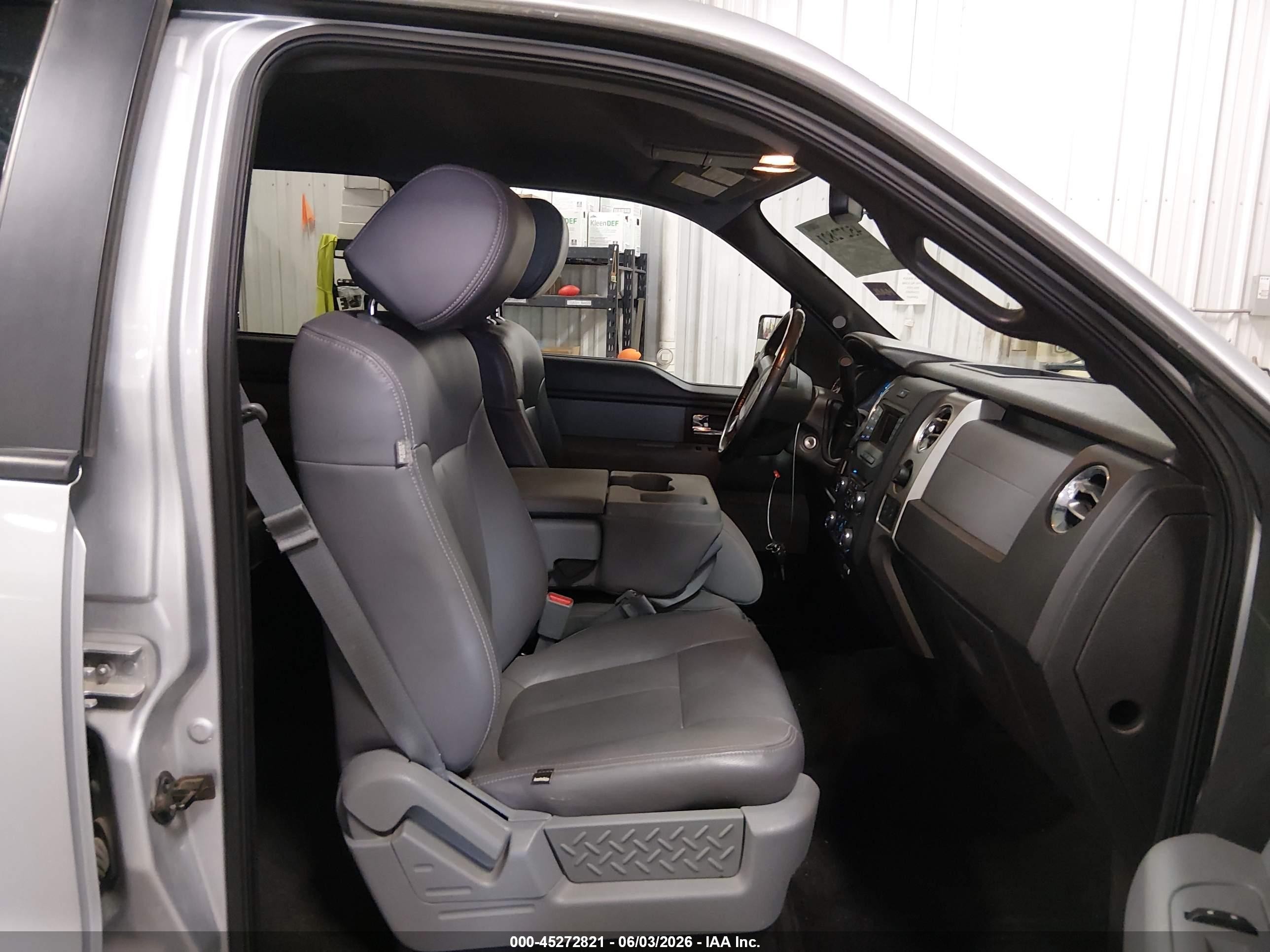 2013 Ford F-150 Xlt Silver vin: 1FTFW1EF4DKF79693