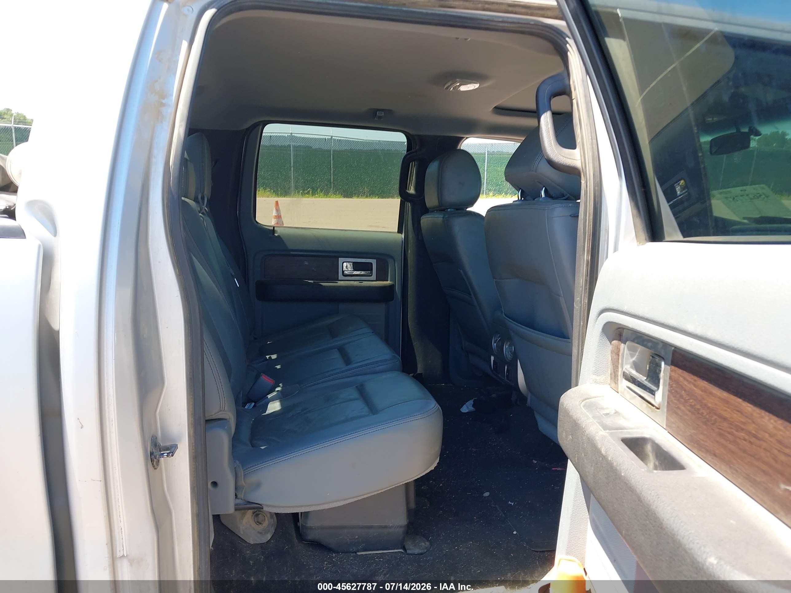 2013 Ford F-150 Lariat Silver vin: 1FTFW1EF4DKF96557