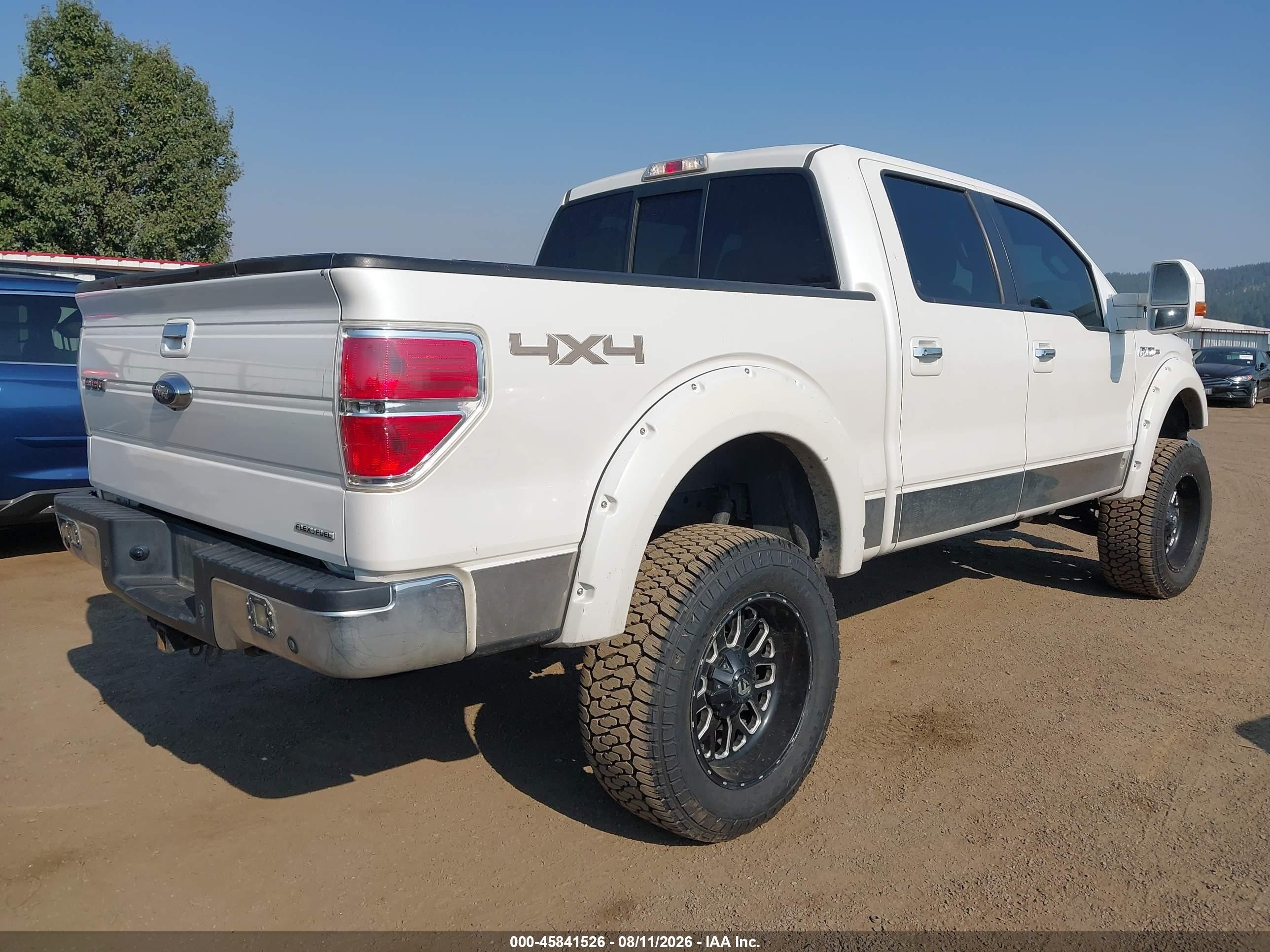 2014 Ford F-150 Lariat White vin: 1FTFW1EF4EFB04586
