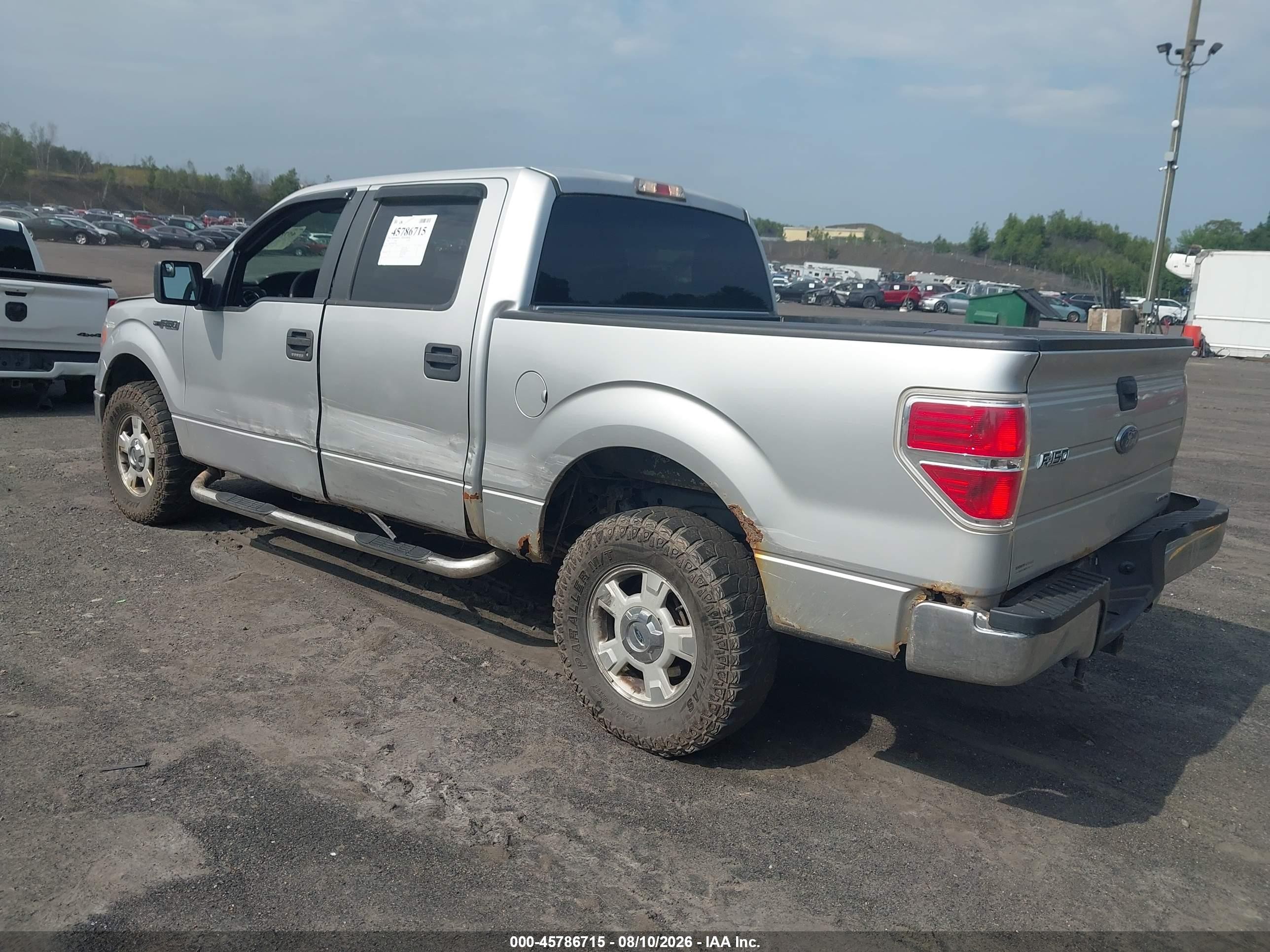 2014 Ford F-150 Xlt Silver vin: 1FTFW1EF4EFC16613