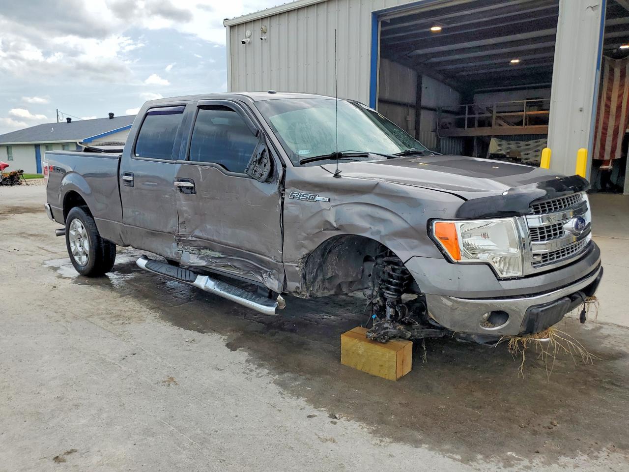 2014 Ford F150 Gray vin: 1FTFW1EF4EKF64290