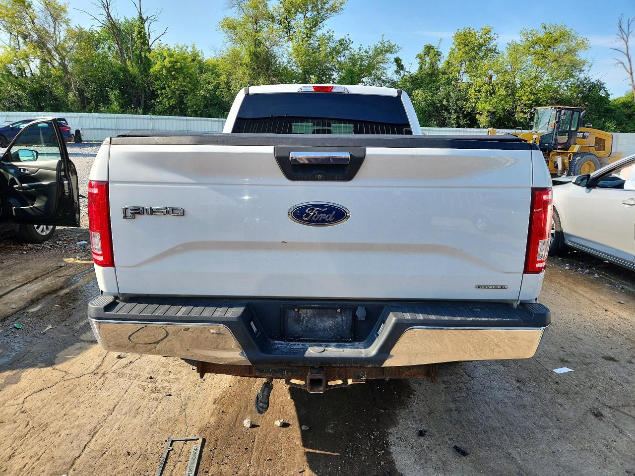 2015 Ford F150 Supercrew White vin: 1FTFW1EF4FFC41142