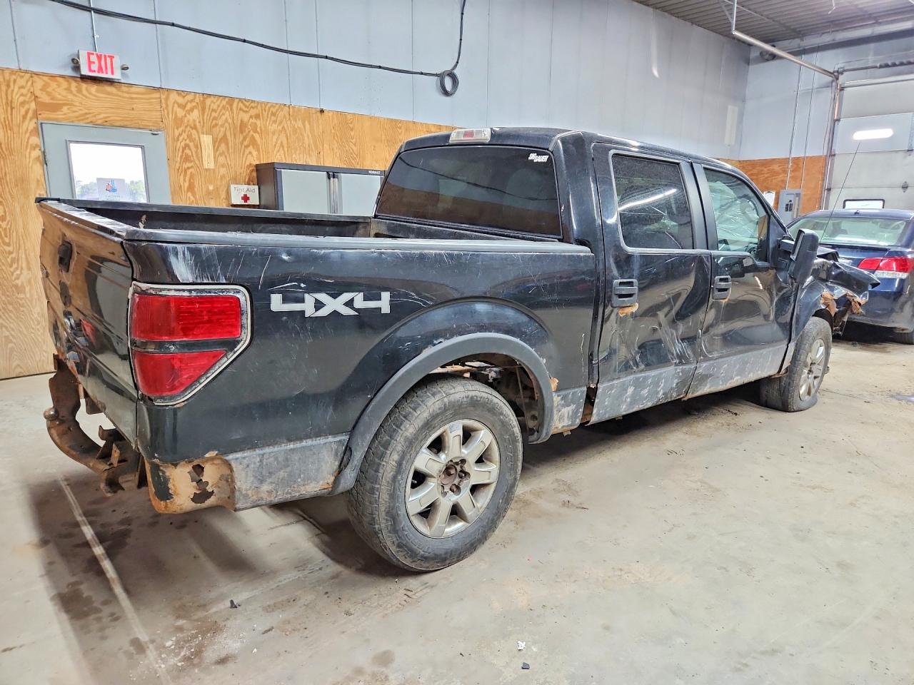 2011 Ford F150 Supercrew Black vin: 1FTFW1EF5BFA04749
