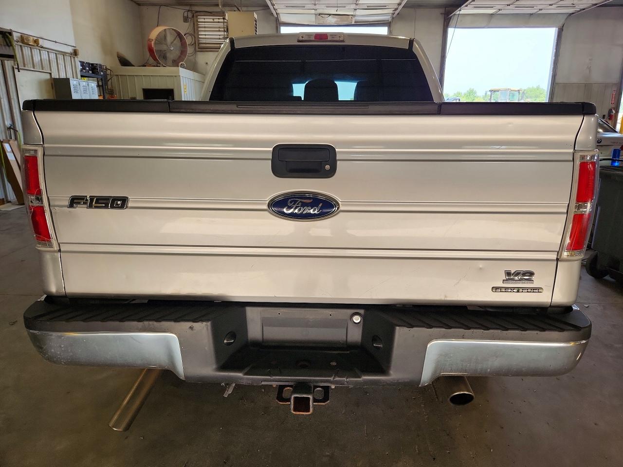 2011 Ford F150 Supercrew Silver vin: 1FTFW1EF5BFA20496