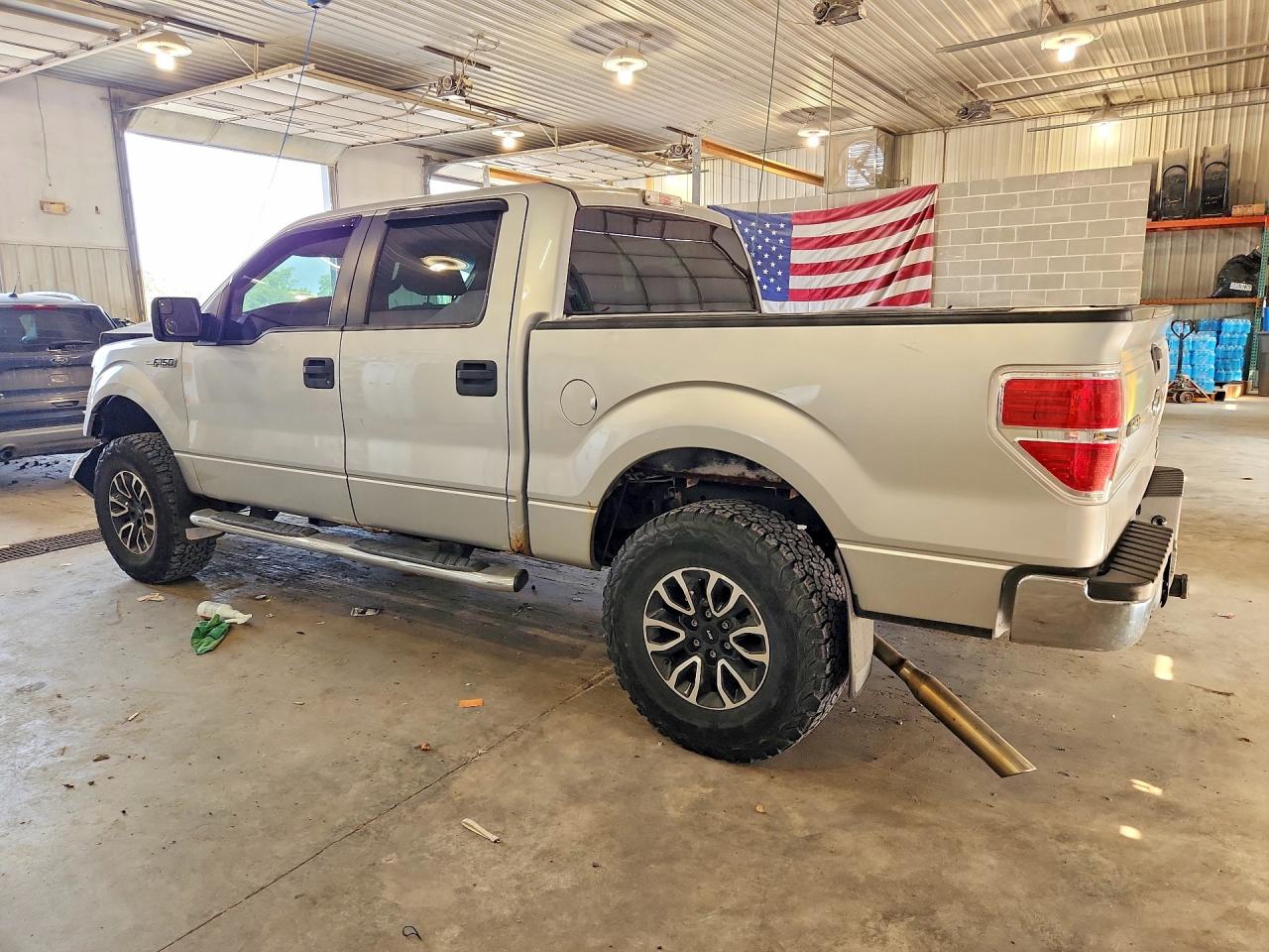 2011 Ford F150 Supercrew Silver vin: 1FTFW1EF5BFA20496