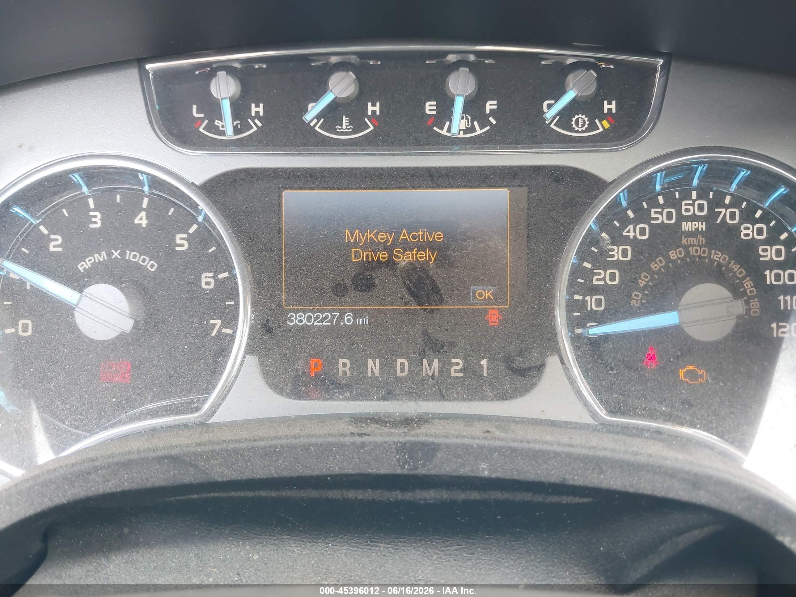 2011 Ford F-150 Platinum Серебряный vin: 1FTFW1EF5BFA49965