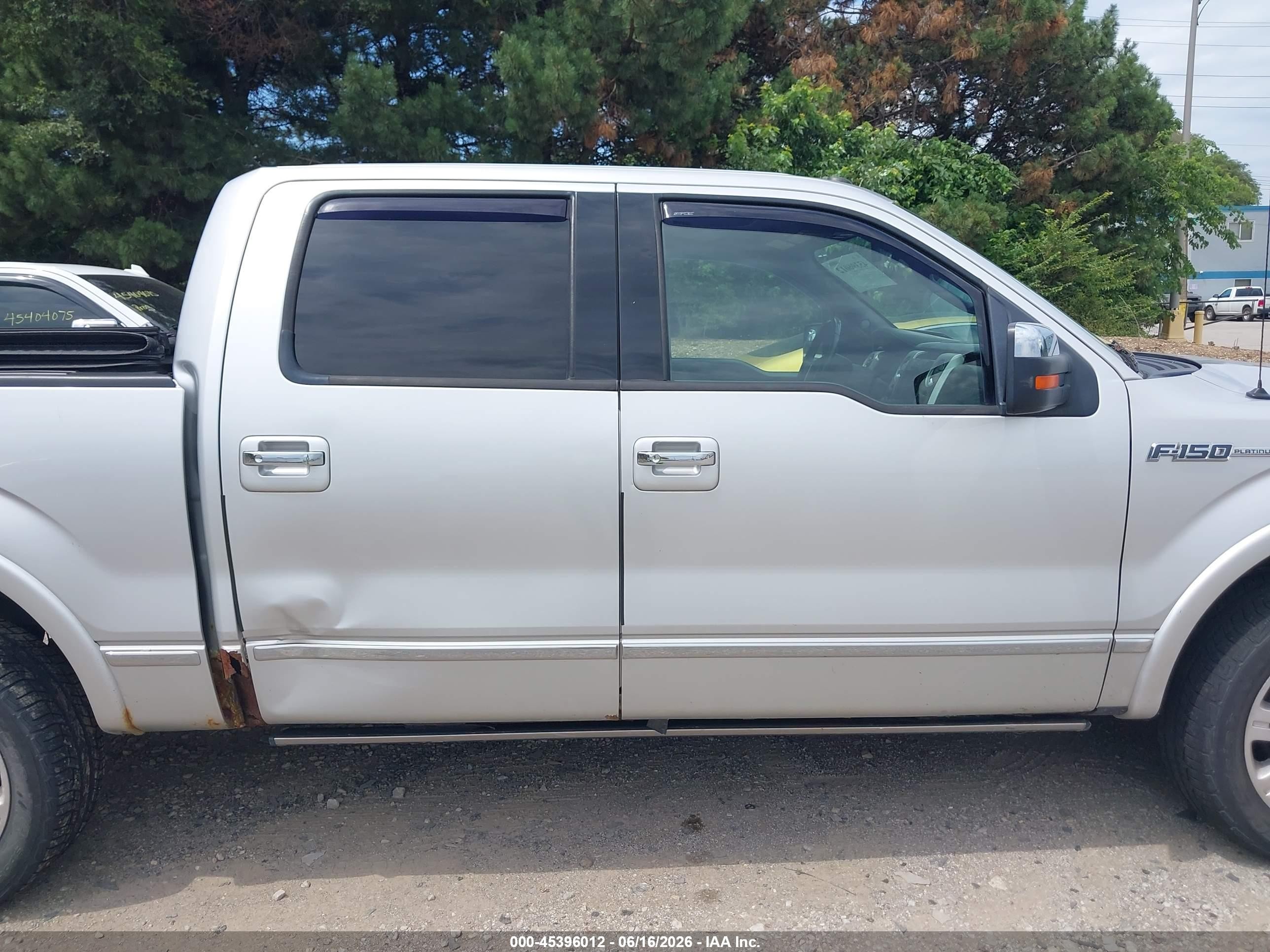 2011 Ford F-150 Platinum Серебряный vin: 1FTFW1EF5BFA49965
