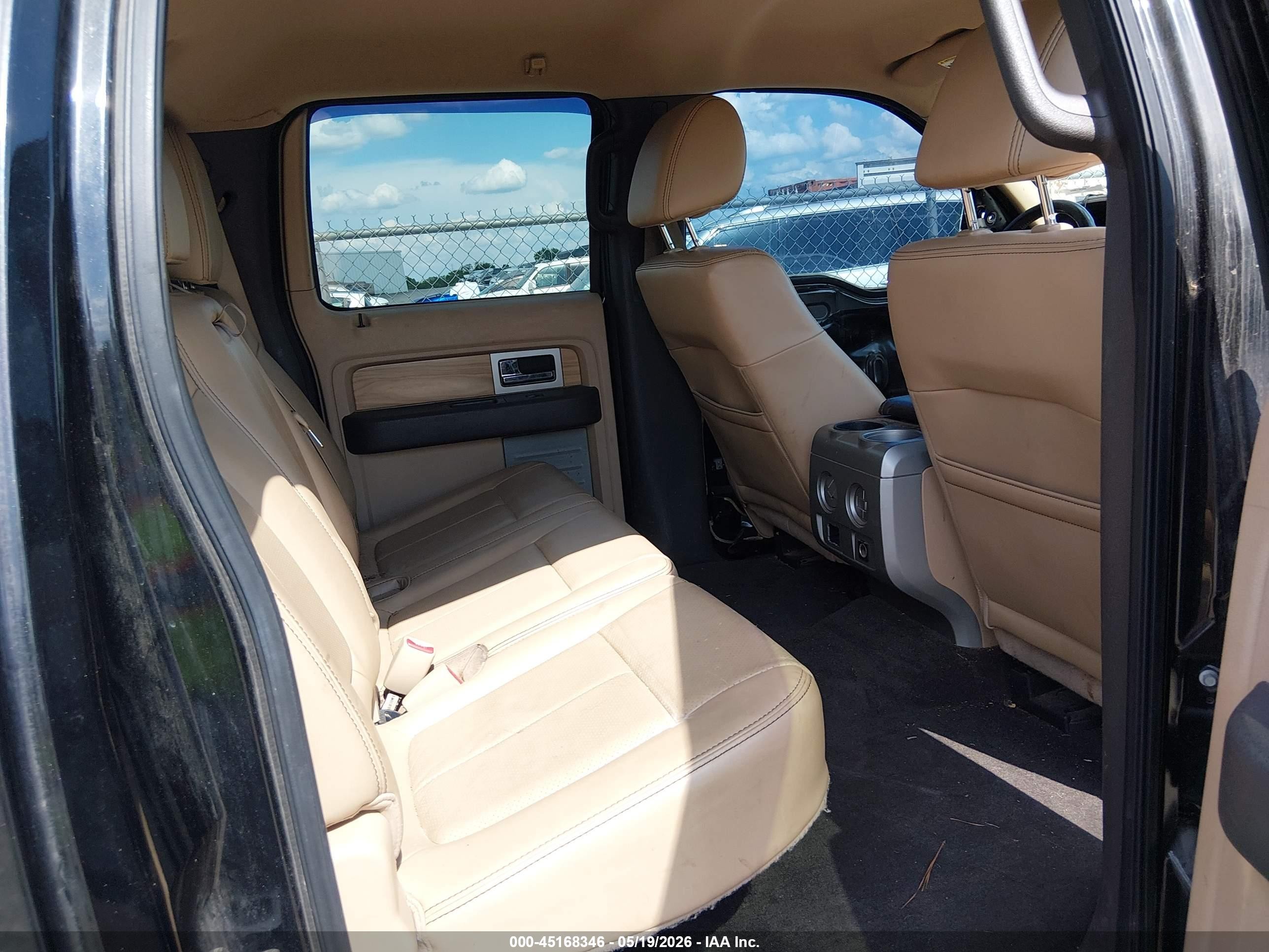 2011 Ford F-150 Lariat Gold vin: 1FTFW1EF5BFA68791