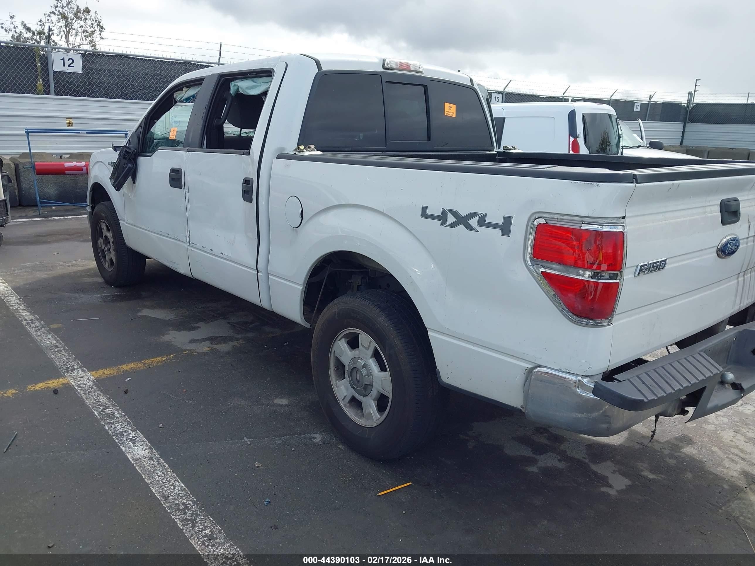 2011 Ford F-150 Xlt White vin: 1FTFW1EF5BFB46292