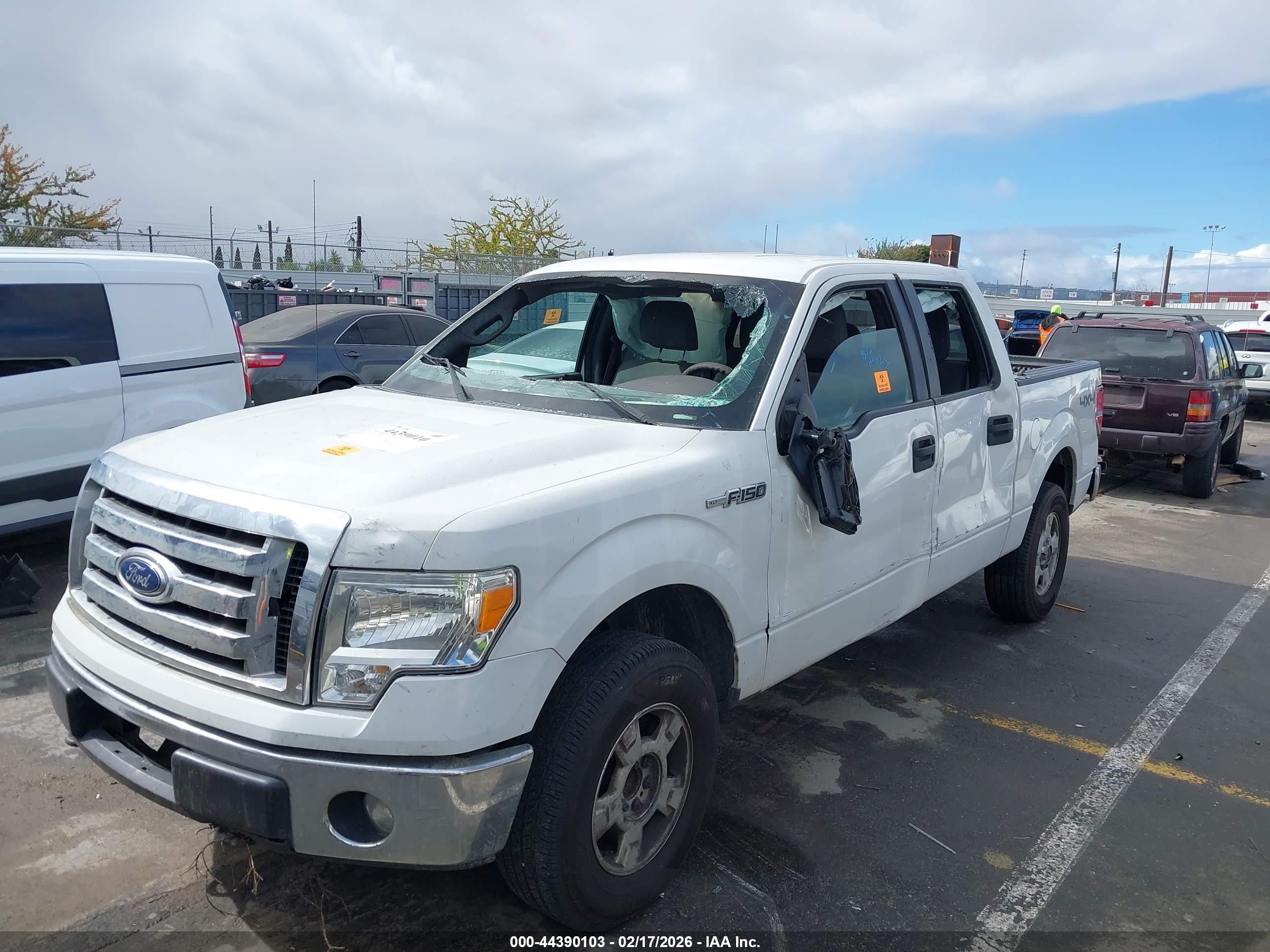 2011 Ford F-150 Xlt White vin: 1FTFW1EF5BFB46292