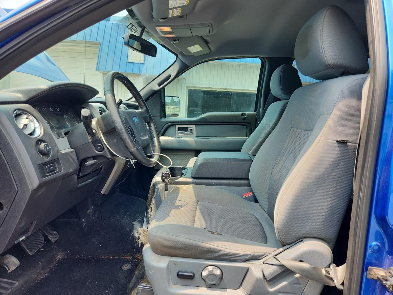 2011 Ford F150 Supercrew Blue vin: 1FTFW1EF5BFC44058 Damage: Steering Wheel, Worn, Replacement Required