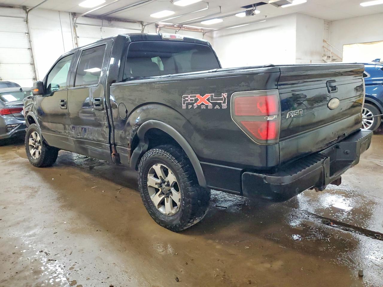 2011 Ford F150 Supercrew Black vin: 1FTFW1EF5BFC54475