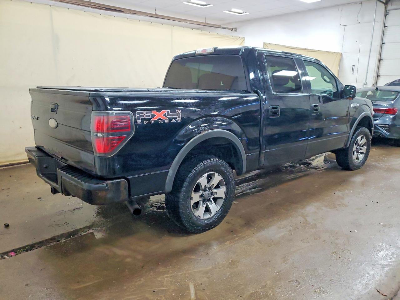 2011 Ford F150 Supercrew Black vin: 1FTFW1EF5BFC54475