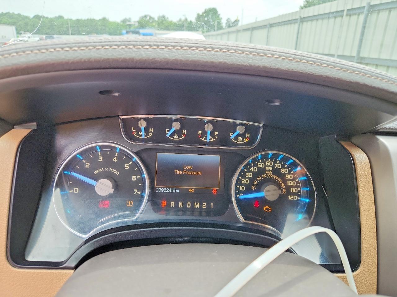 2012 Ford F150 Supercrew Red vin: 1FTFW1EF5CKD19415