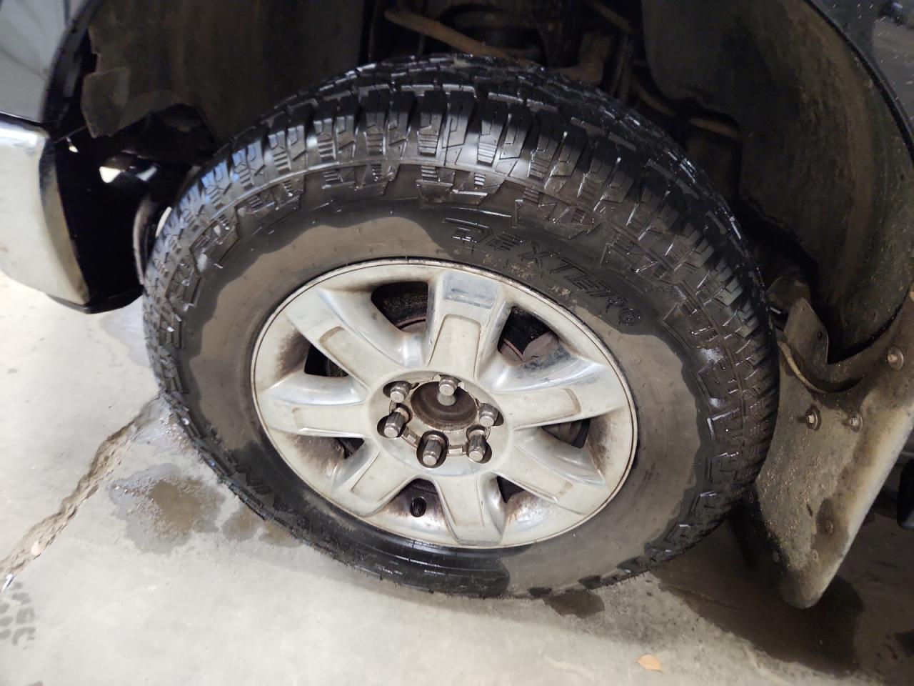 2013 Ford F150 Supercrew Black vin: 1FTFW1EF5DFB86262 Damage: Left Front Wheel, Curb Rash, > 12 Inches