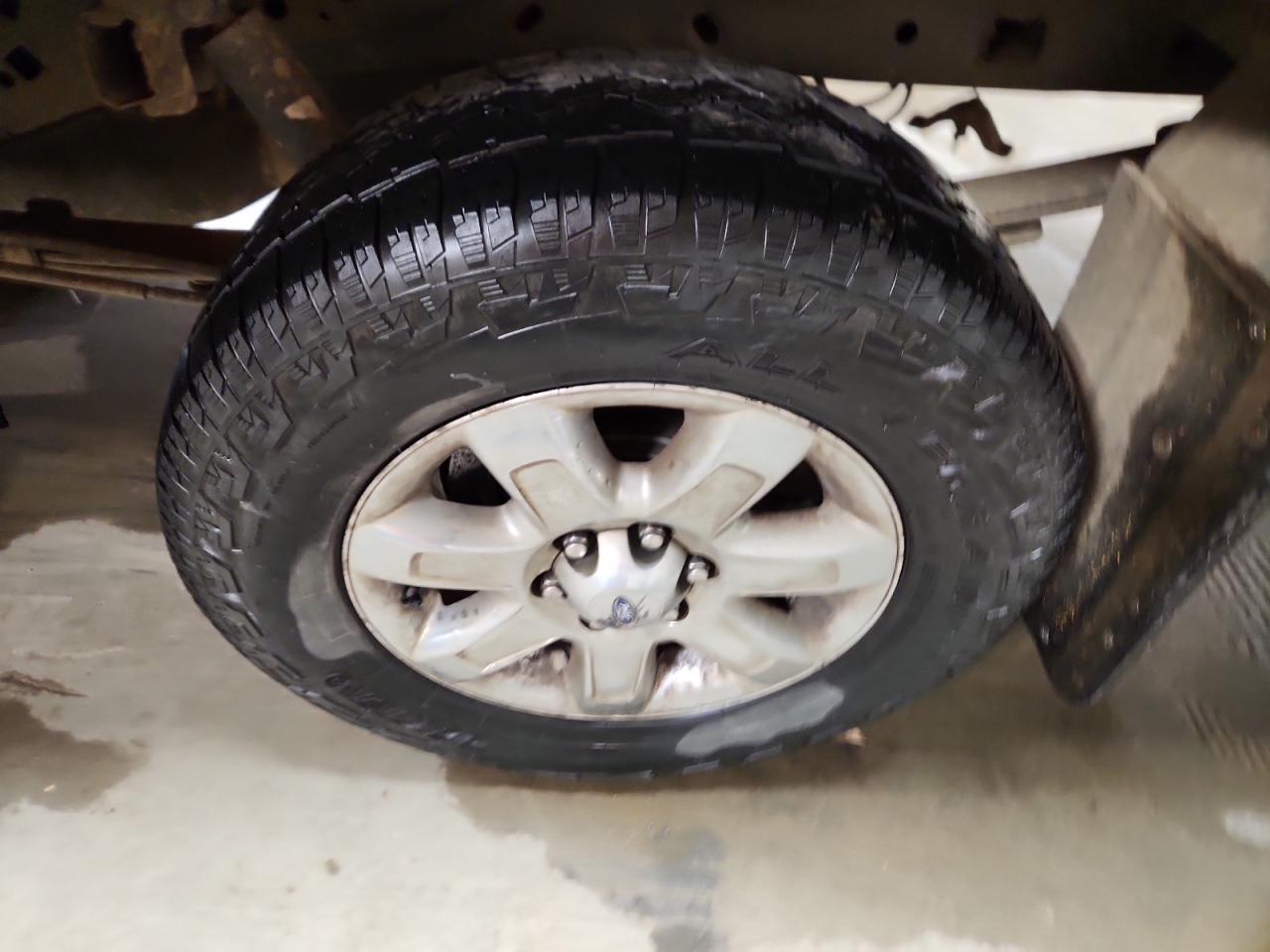 2013 Ford F150 Supercrew Black vin: 1FTFW1EF5DFB86262 Damage: Left Rear Wheel, Curb Rash, > 12 Inches
