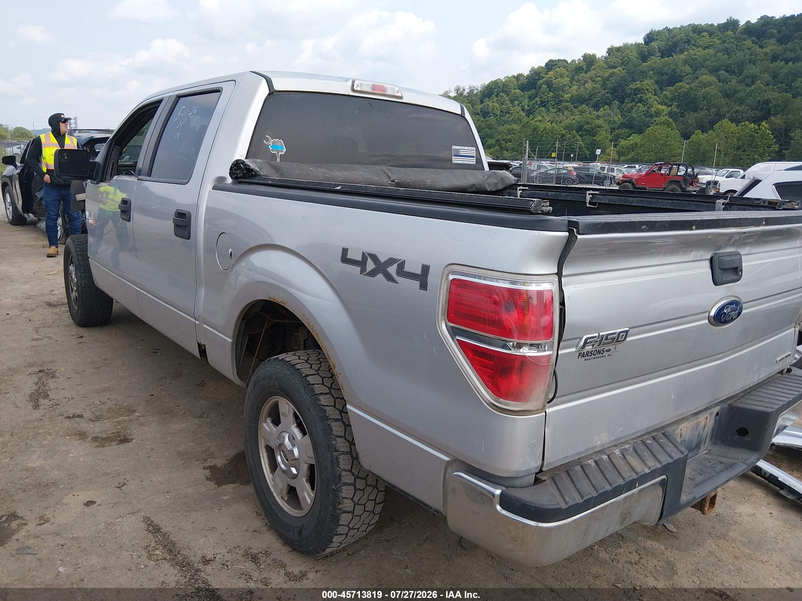 2014 Ford F-150 Xlt Серебряный vin: 1FTFW1EF5EFA31714