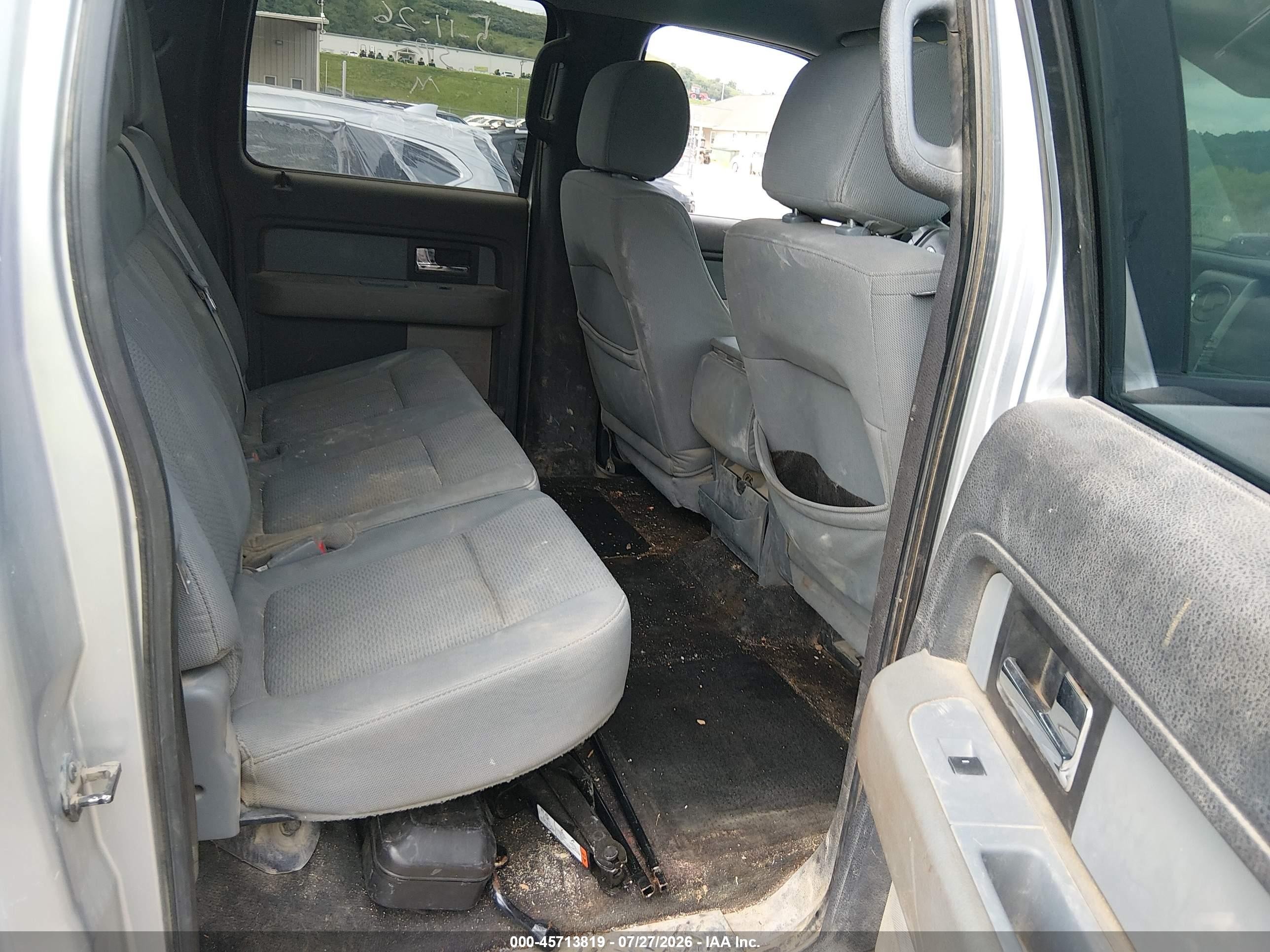 2014 Ford F-150 Xlt Серебряный vin: 1FTFW1EF5EFA31714