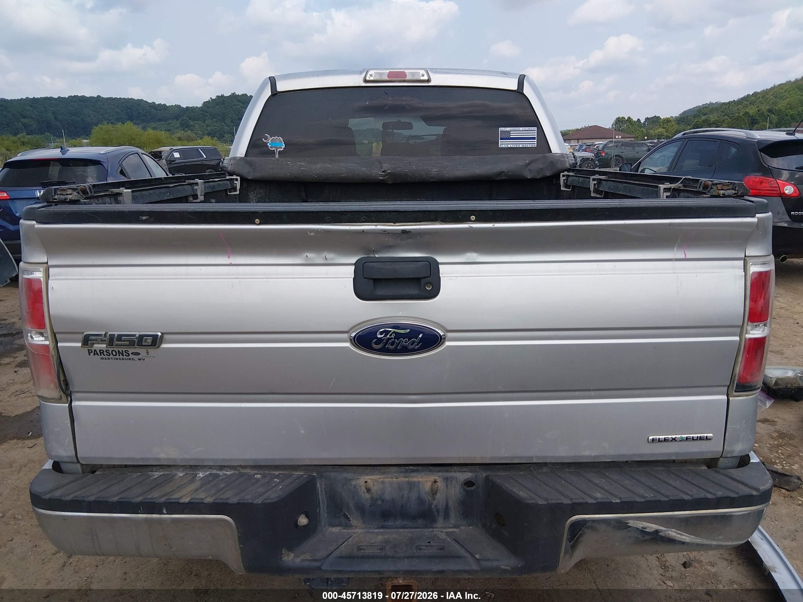 2014 Ford F-150 Xlt Серебряный vin: 1FTFW1EF5EFA31714